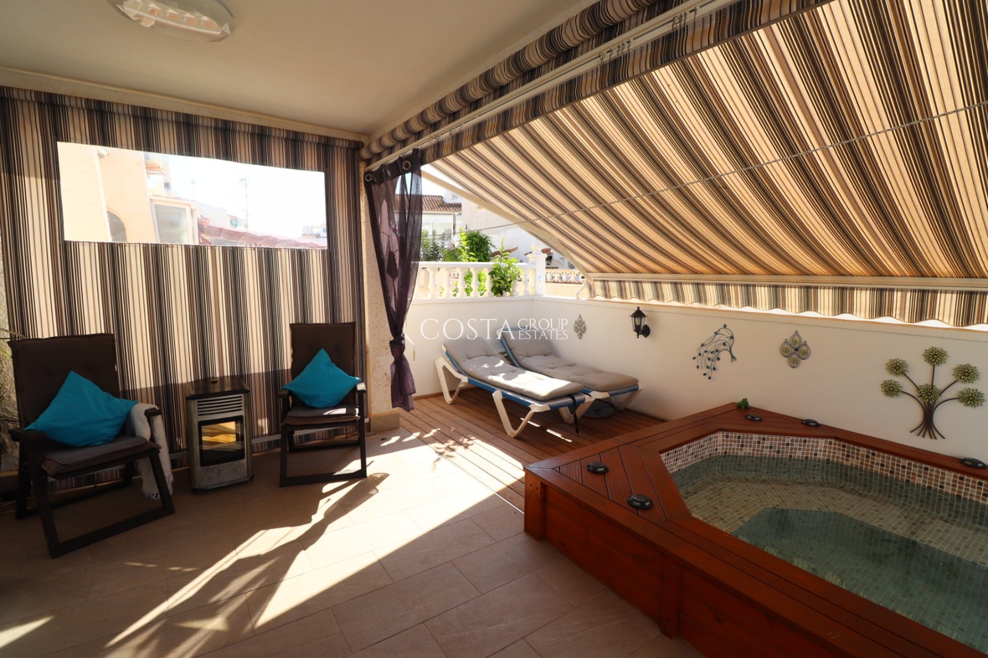 Resale - Villa -
Orihuela Costa - La Florida