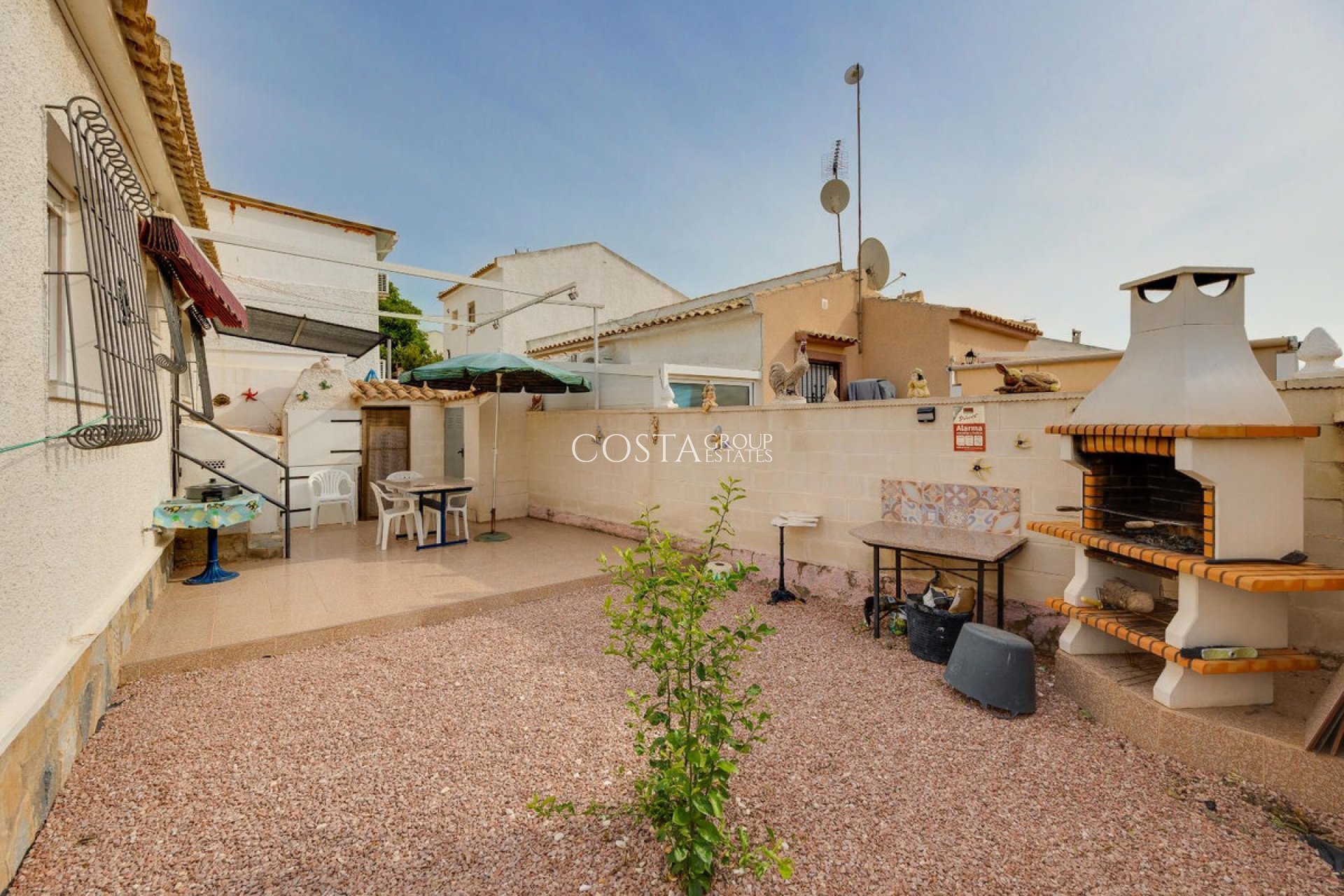 Resale - Villa -
Orihuela Costa - La Florida