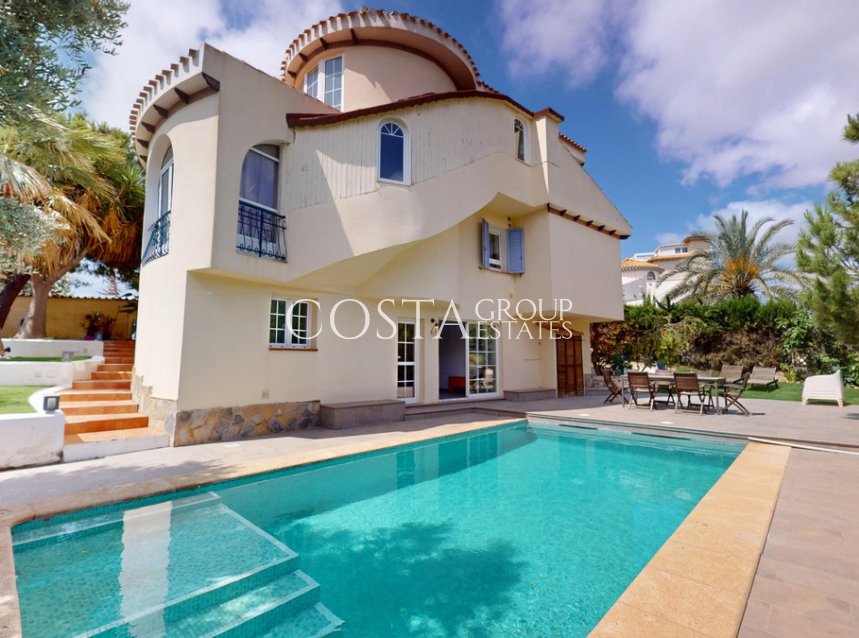 Resale - Villa -
Orihuela Costa - La Zenia