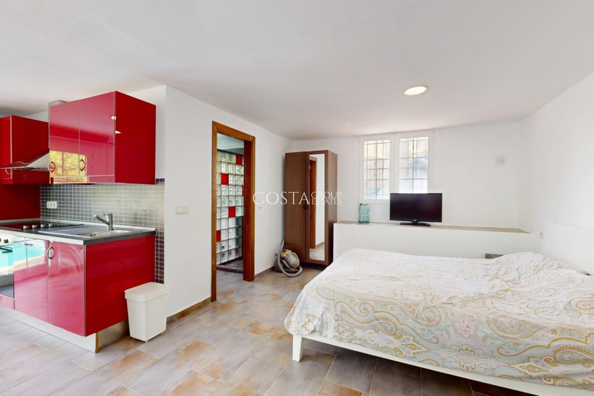 Resale - Villa -
Orihuela Costa - La Zenia