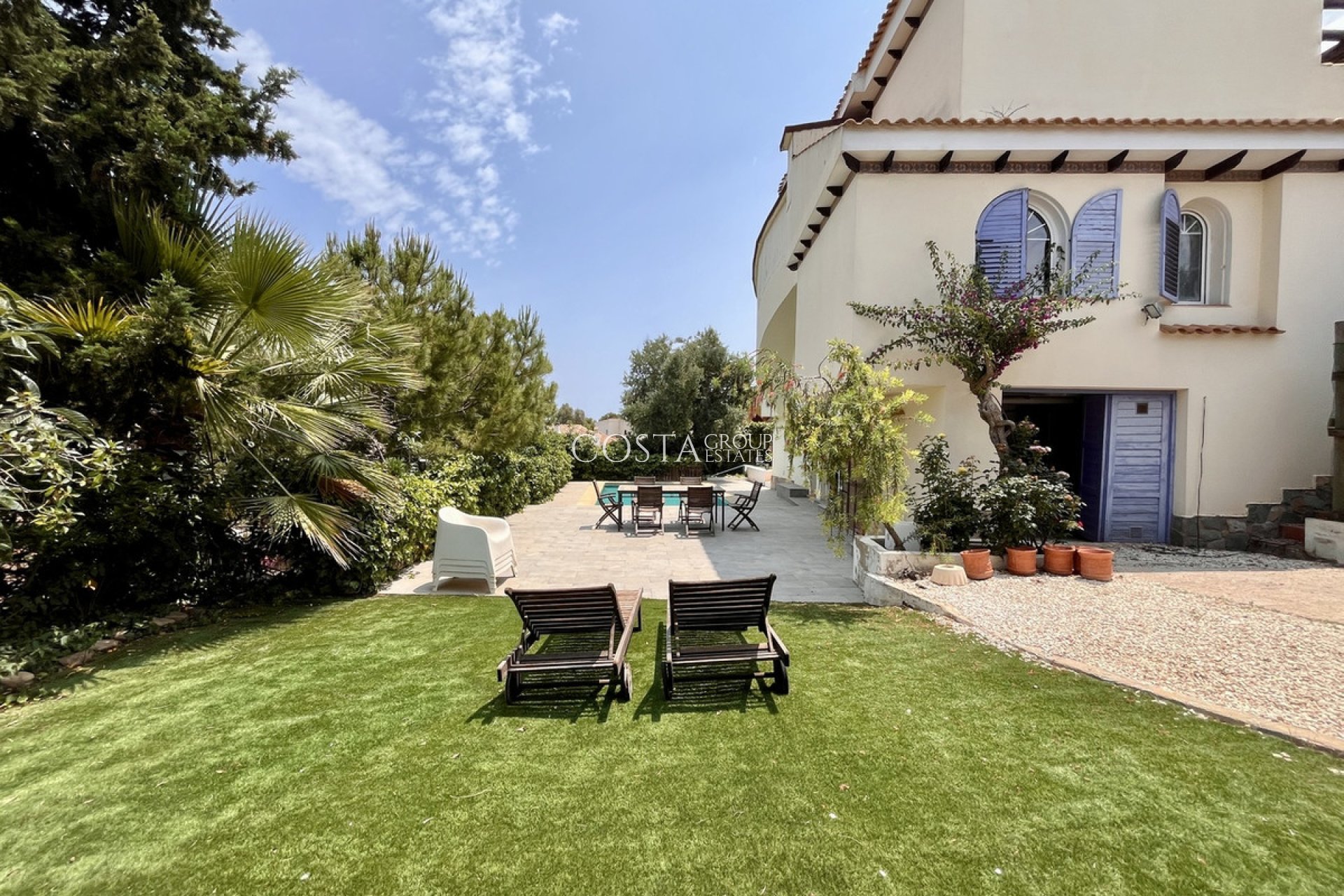 Resale - Villa -
Orihuela Costa - La Zenia