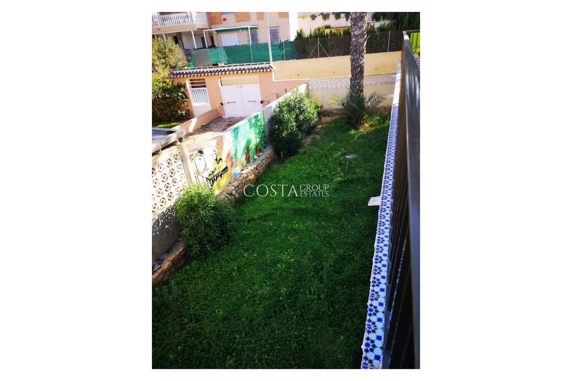 Resale - Villa -
Orihuela Costa - La Zenia