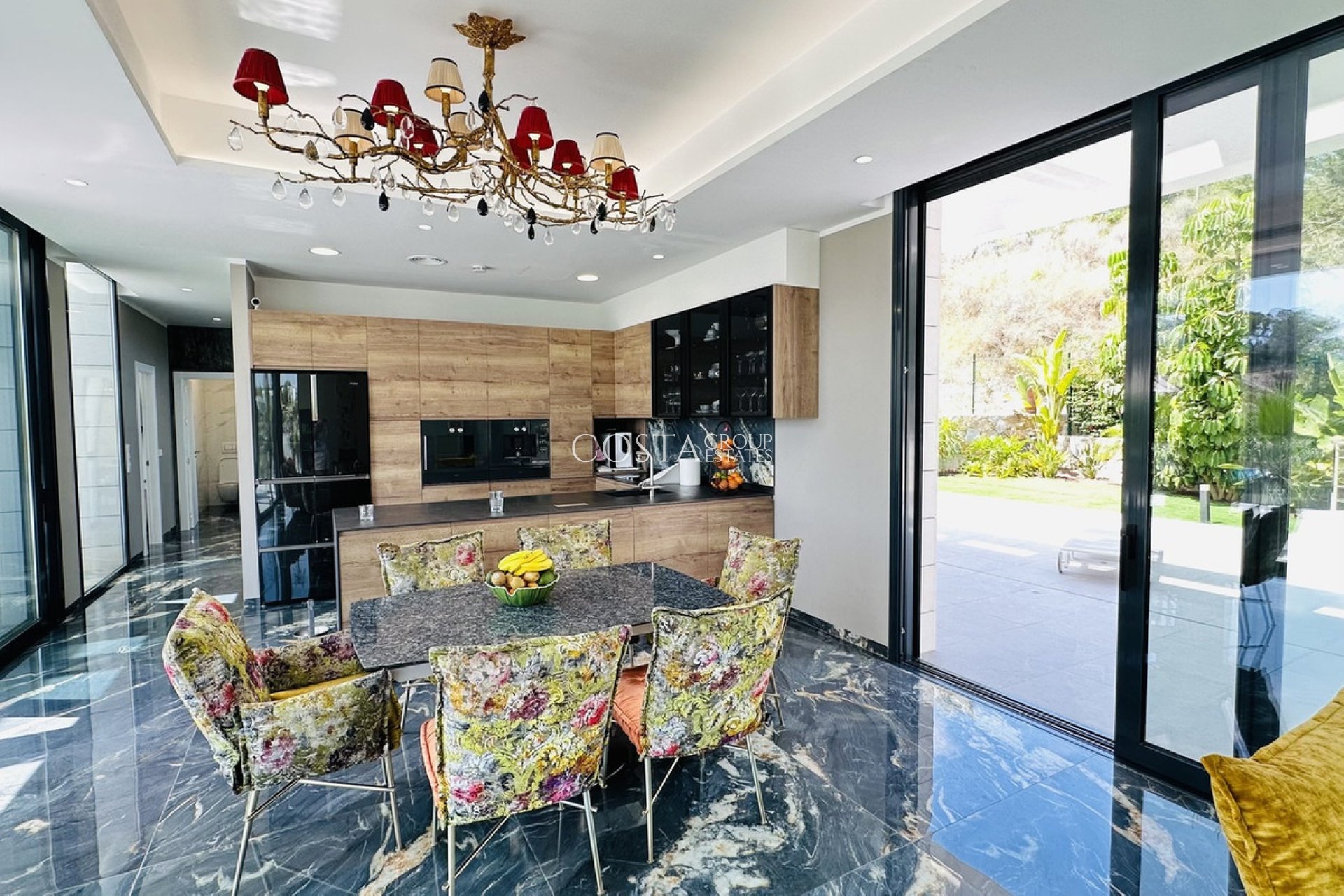 Resale - Villa -
Orihuela Costa - Las Colinas Golf