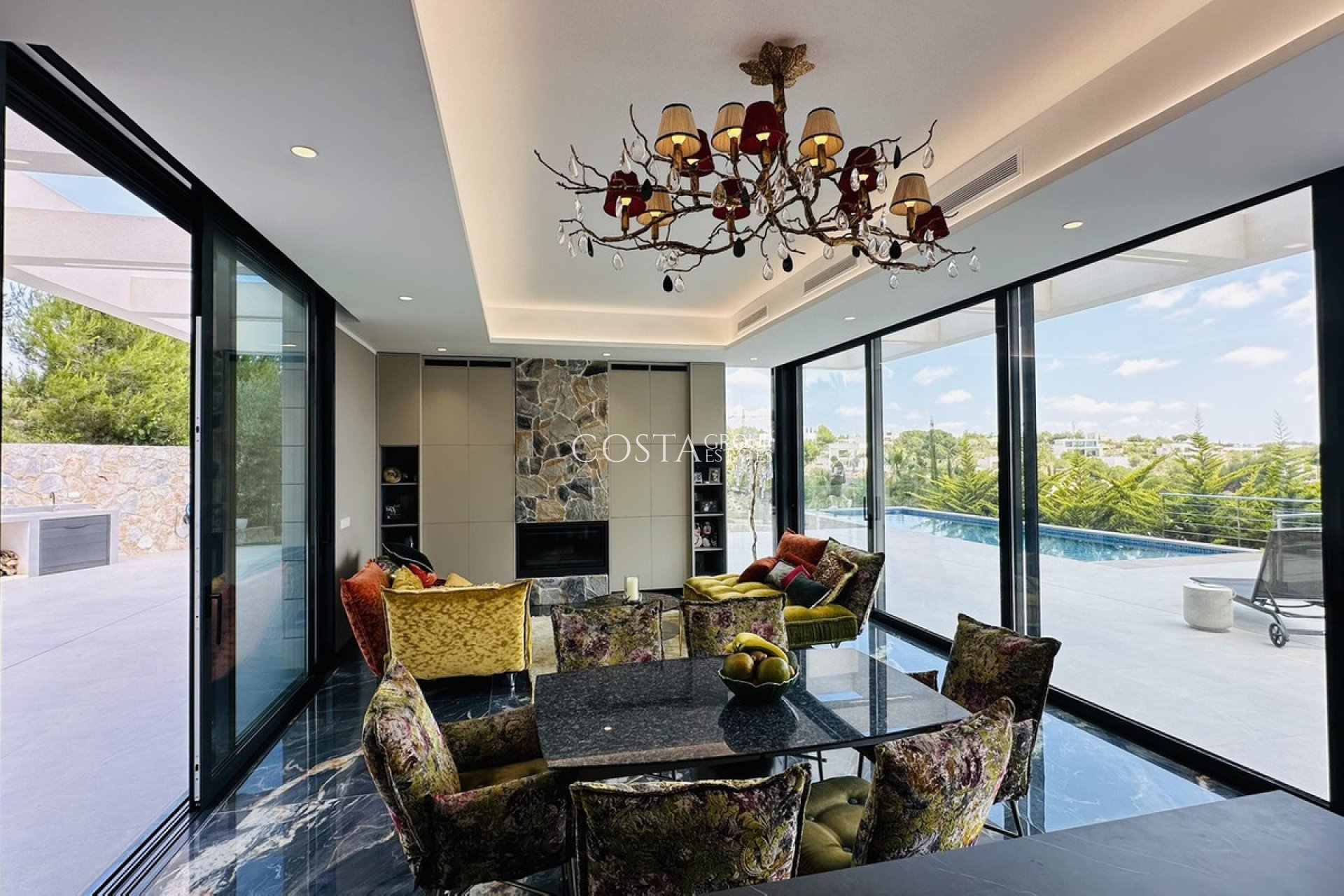 Resale - Villa -
Orihuela Costa - Las Colinas Golf