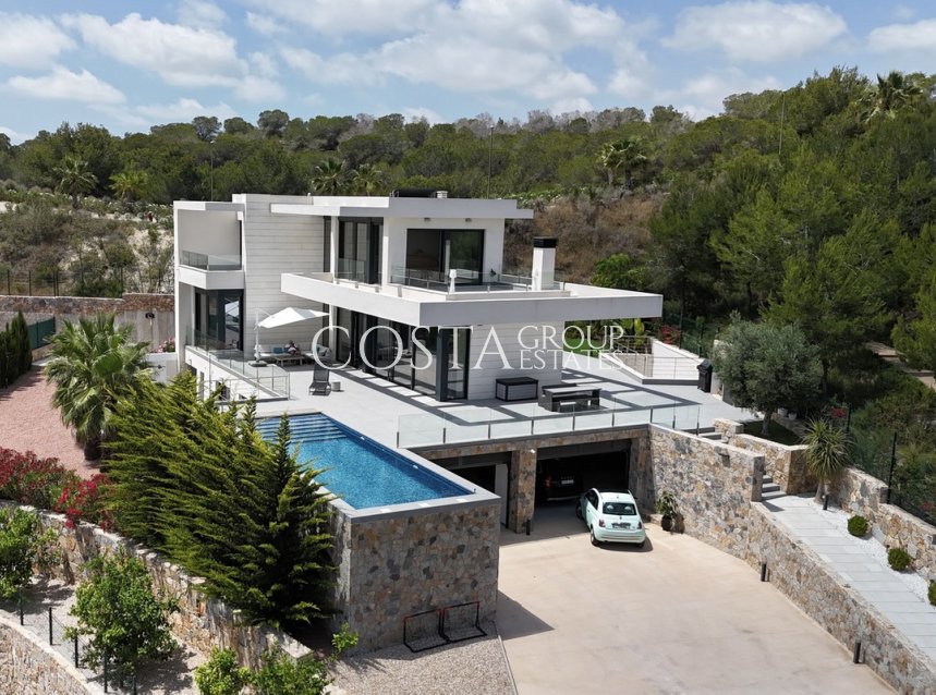 Resale - Villa -
Orihuela Costa - Las Colinas Golf