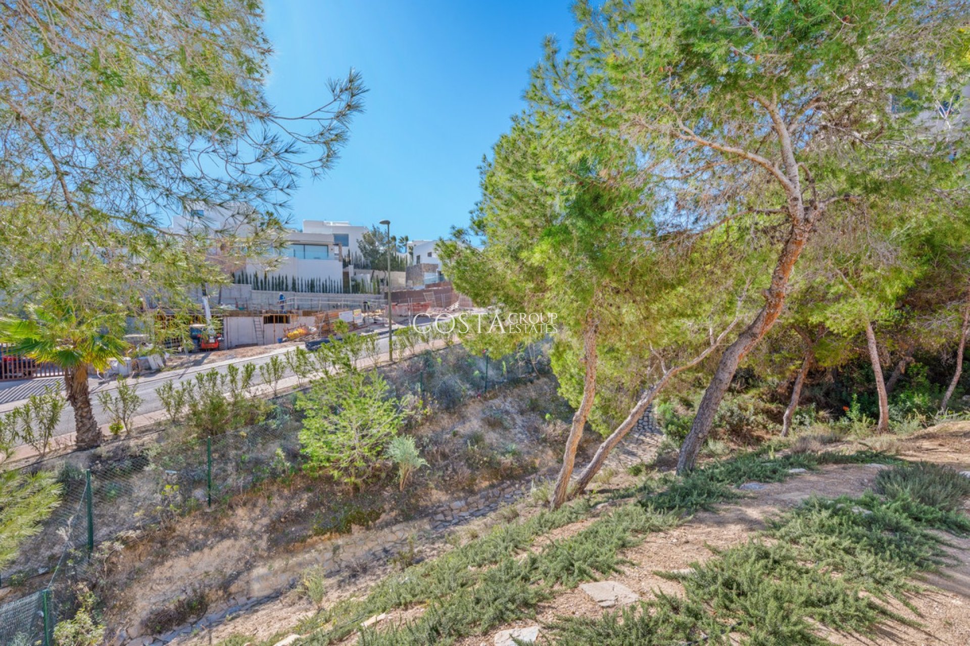 Resale - Villa -
Orihuela Costa - Las Colinas Golf