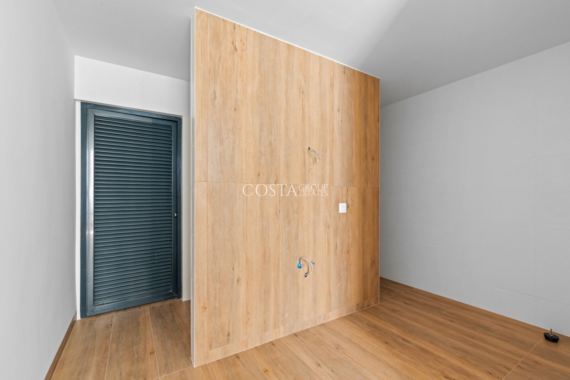 Resale - Villa -
Orihuela Costa - Las Colinas Golf