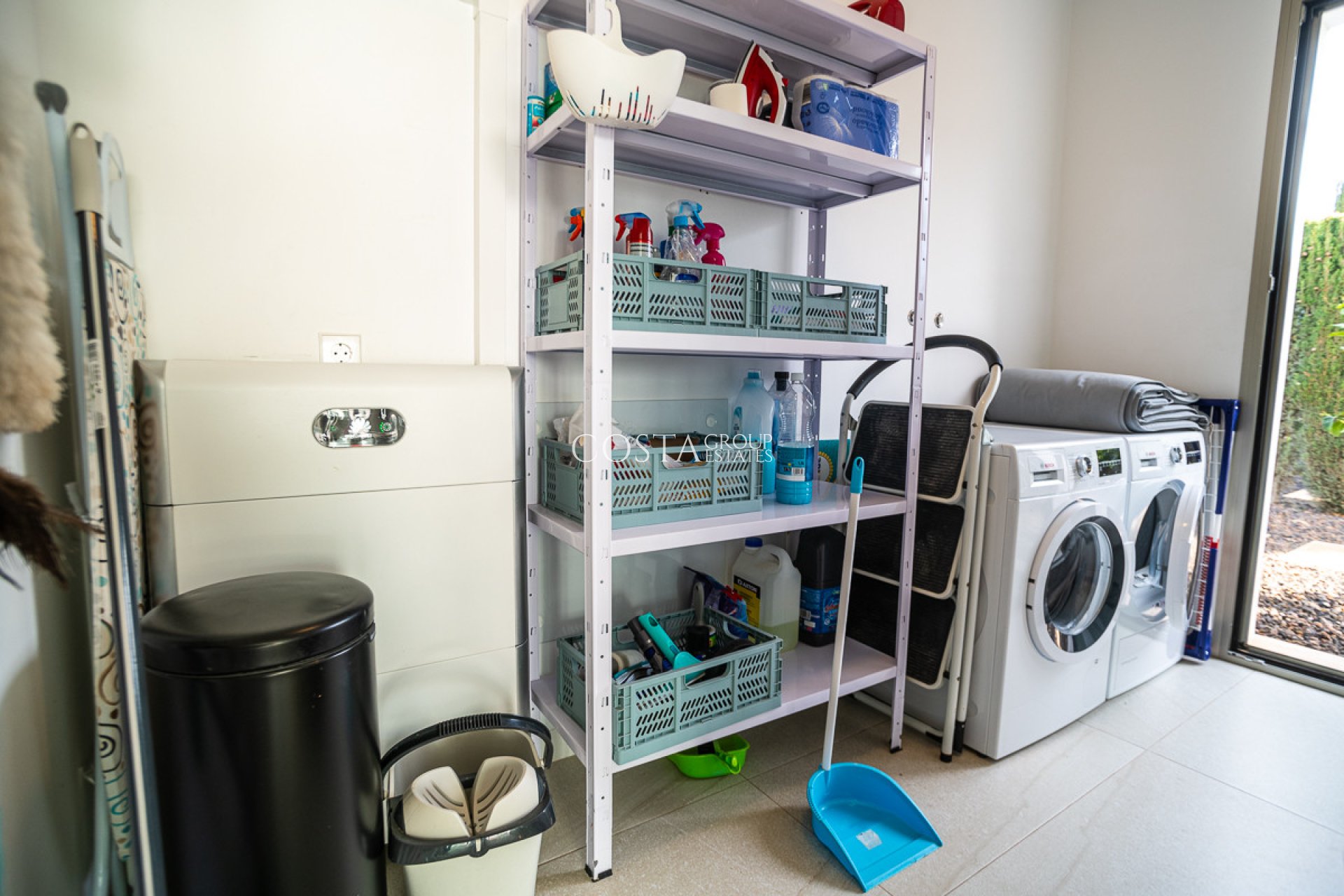 Resale - Villa -
Orihuela Costa - Las Colinas Golf