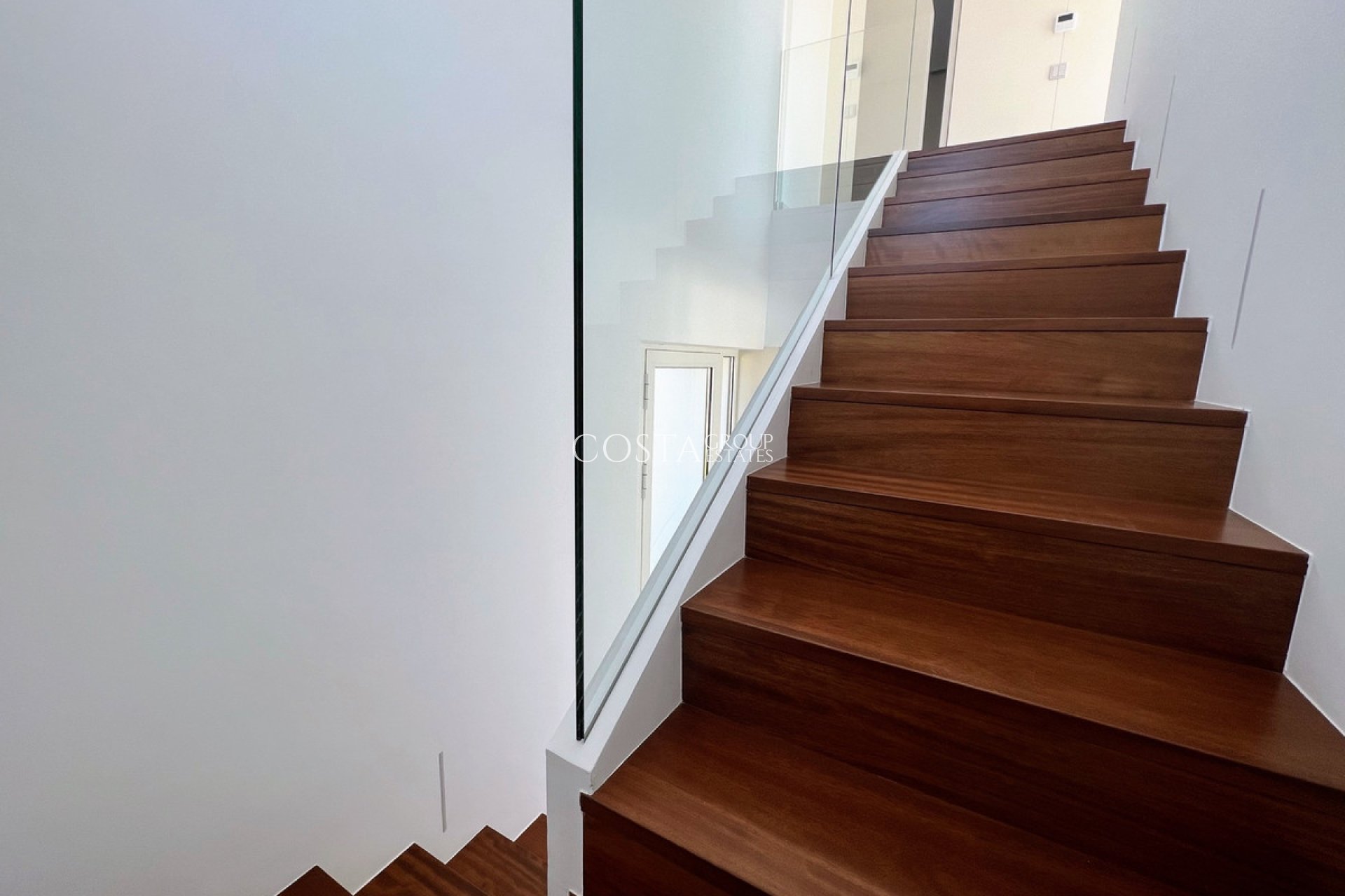 Resale - Villa -
Orihuela Costa - Las Colinas Golf