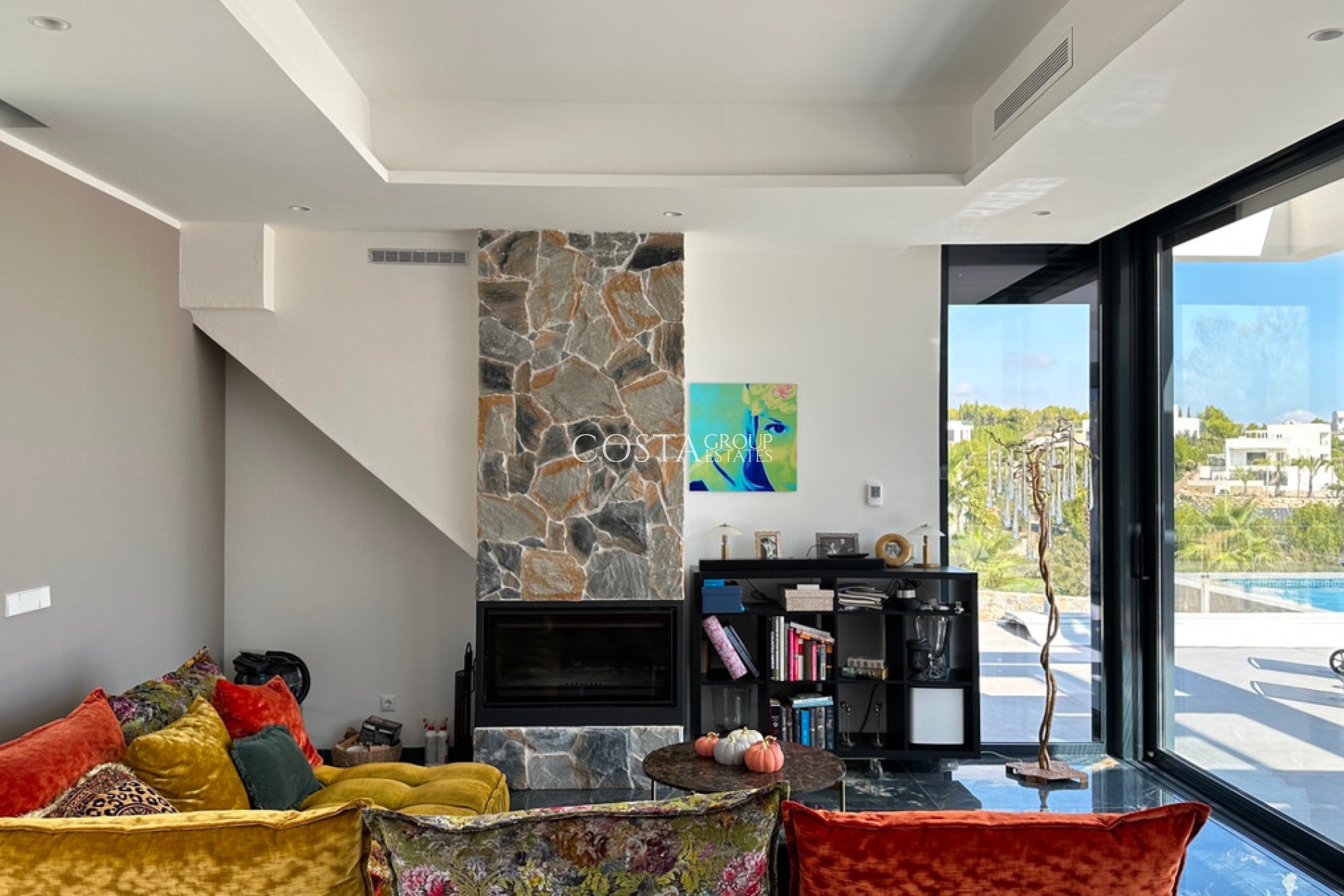 Resale - Villa -
Orihuela Costa - Las Colinas Golf