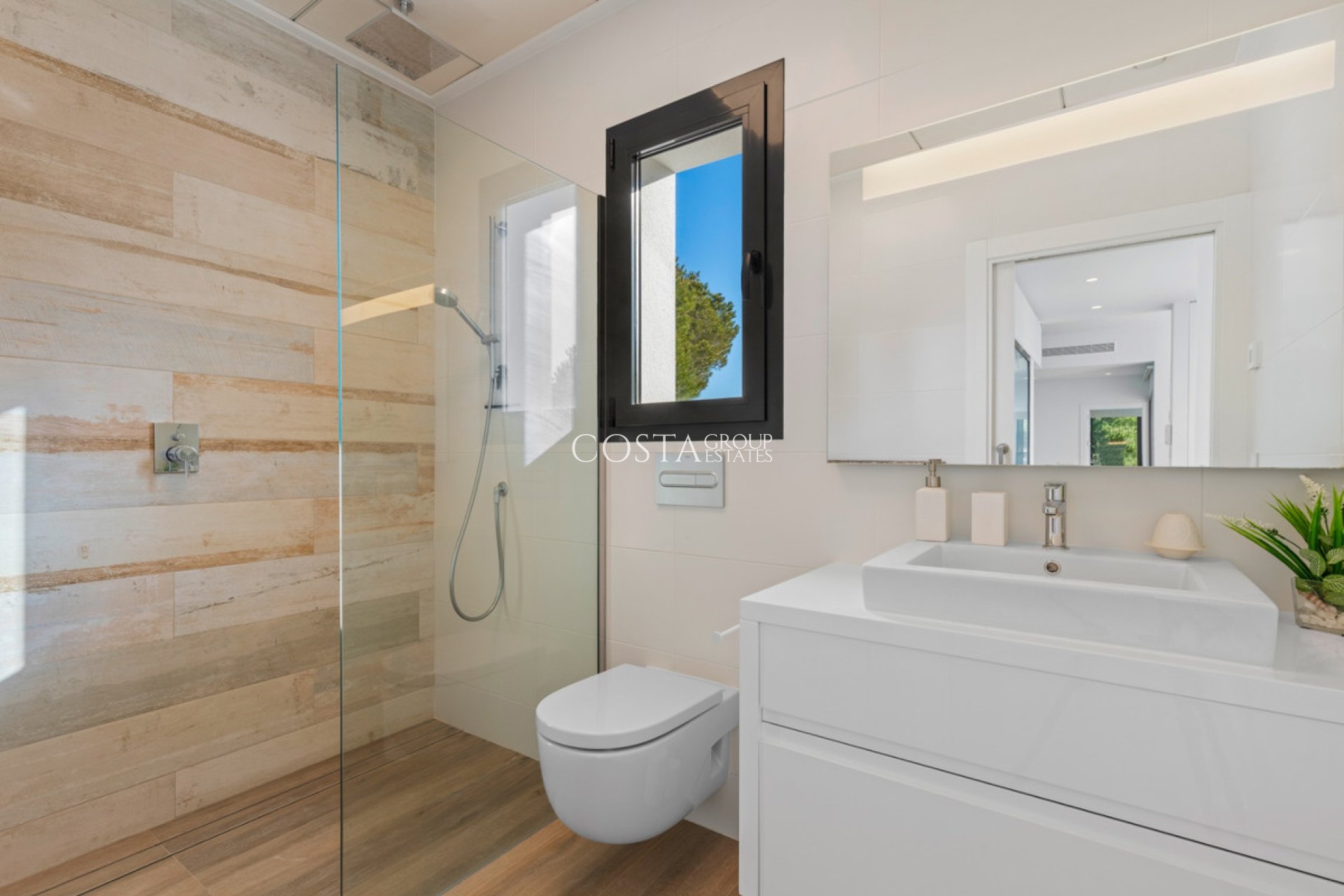 Resale - Villa -
Orihuela Costa - Las Colinas Golf