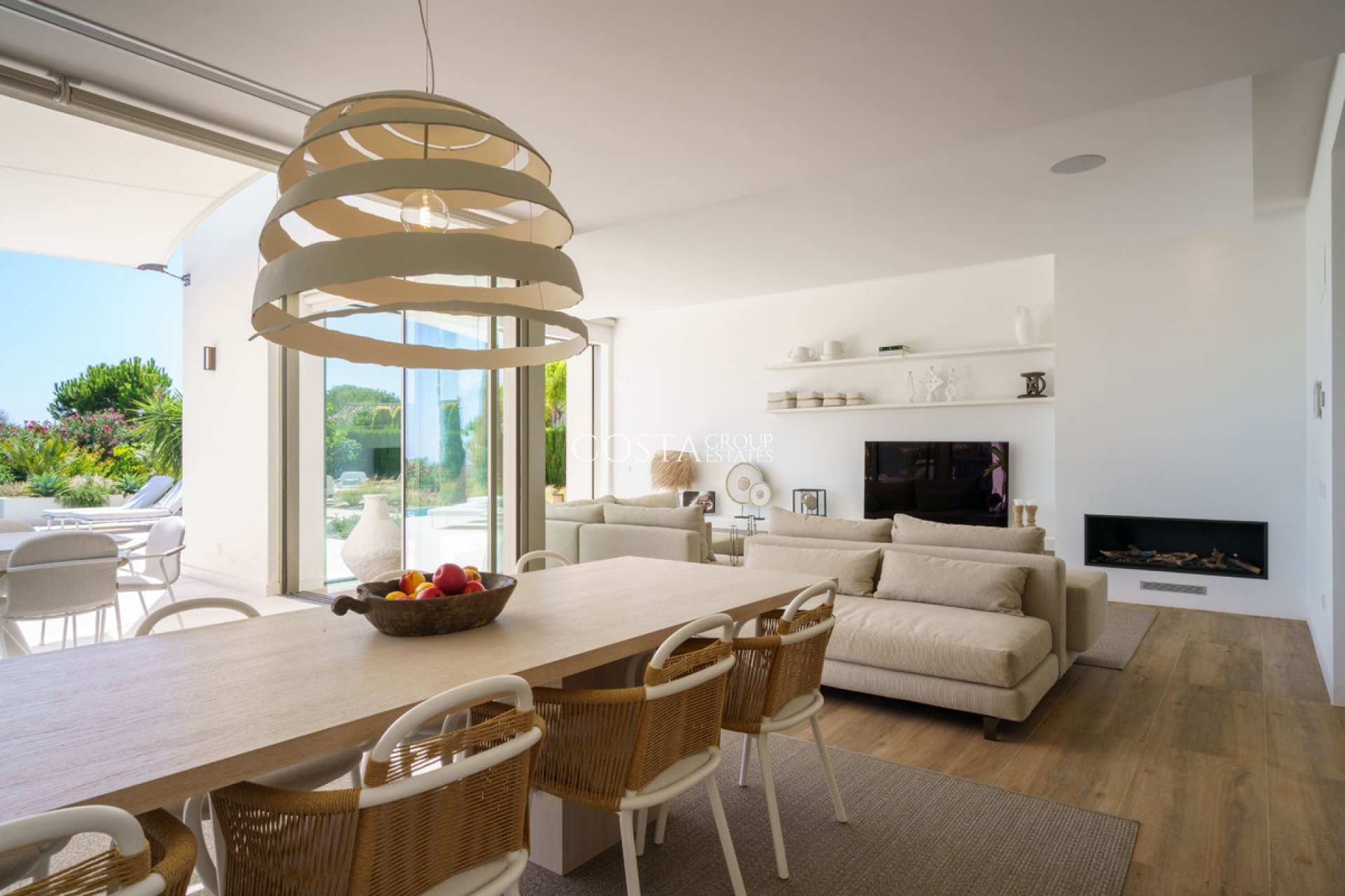 Resale - Villa -
Orihuela Costa - Las Colinas Golf