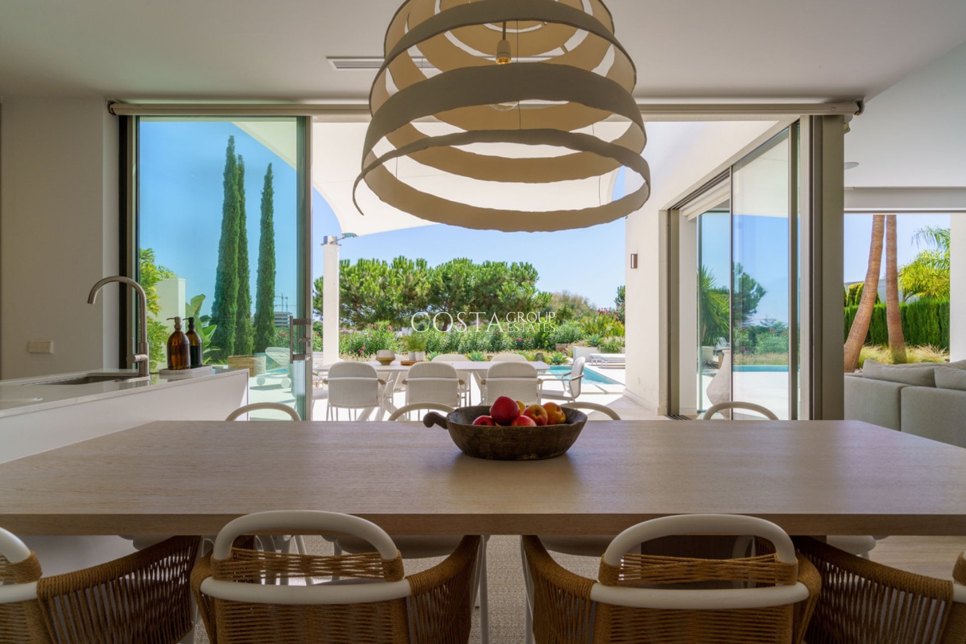 Resale - Villa -
Orihuela Costa - Las Colinas Golf