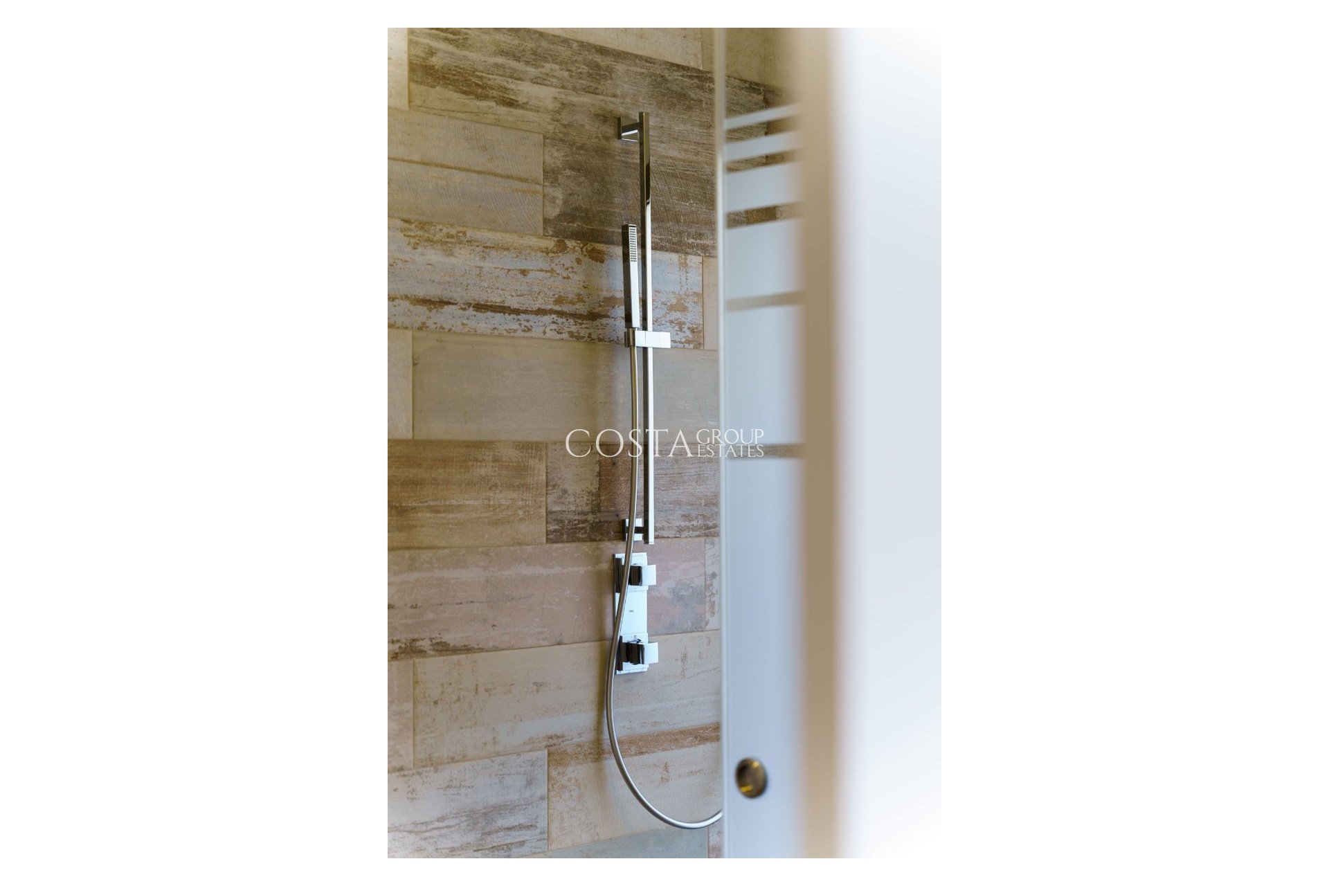 Resale - Villa -
Orihuela Costa - Las Colinas Golf