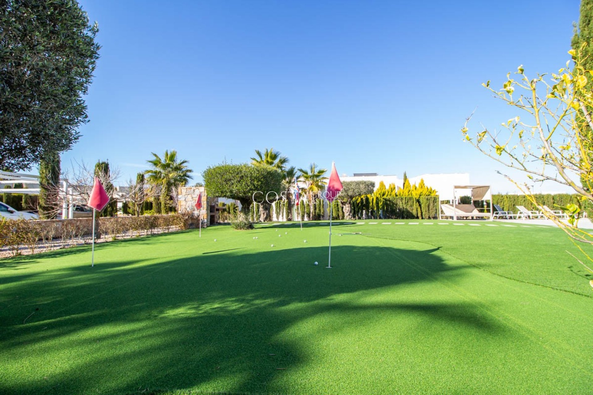 Resale - Villa -
Orihuela Costa - Las Colinas Golf