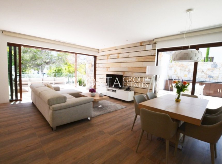 Resale - Villa -
Orihuela Costa - Las Colinas Golf