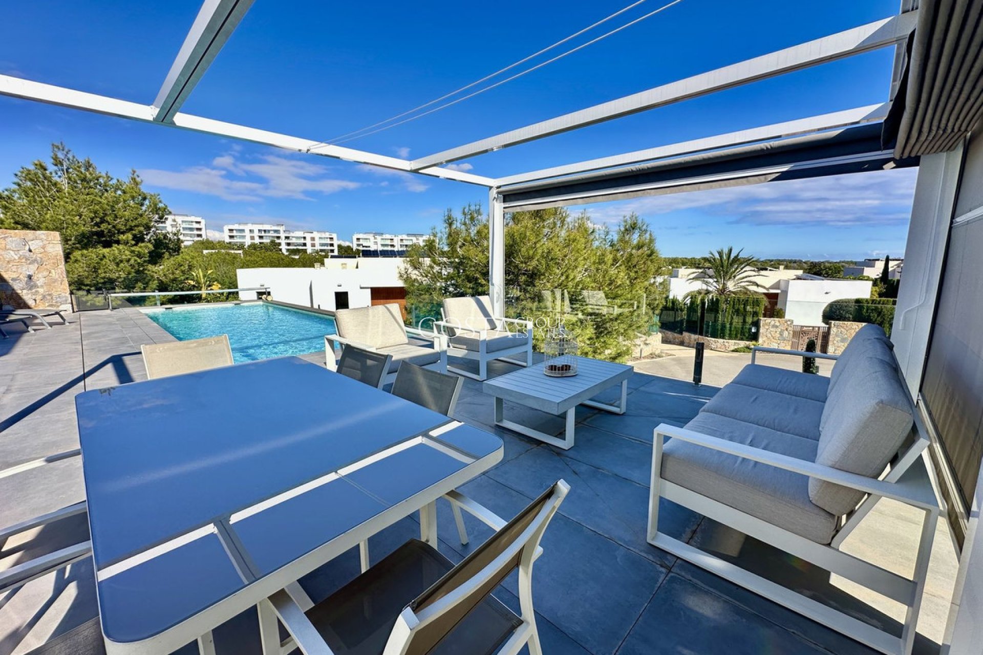 Resale - Villa -
Orihuela Costa - Las Colinas Golf