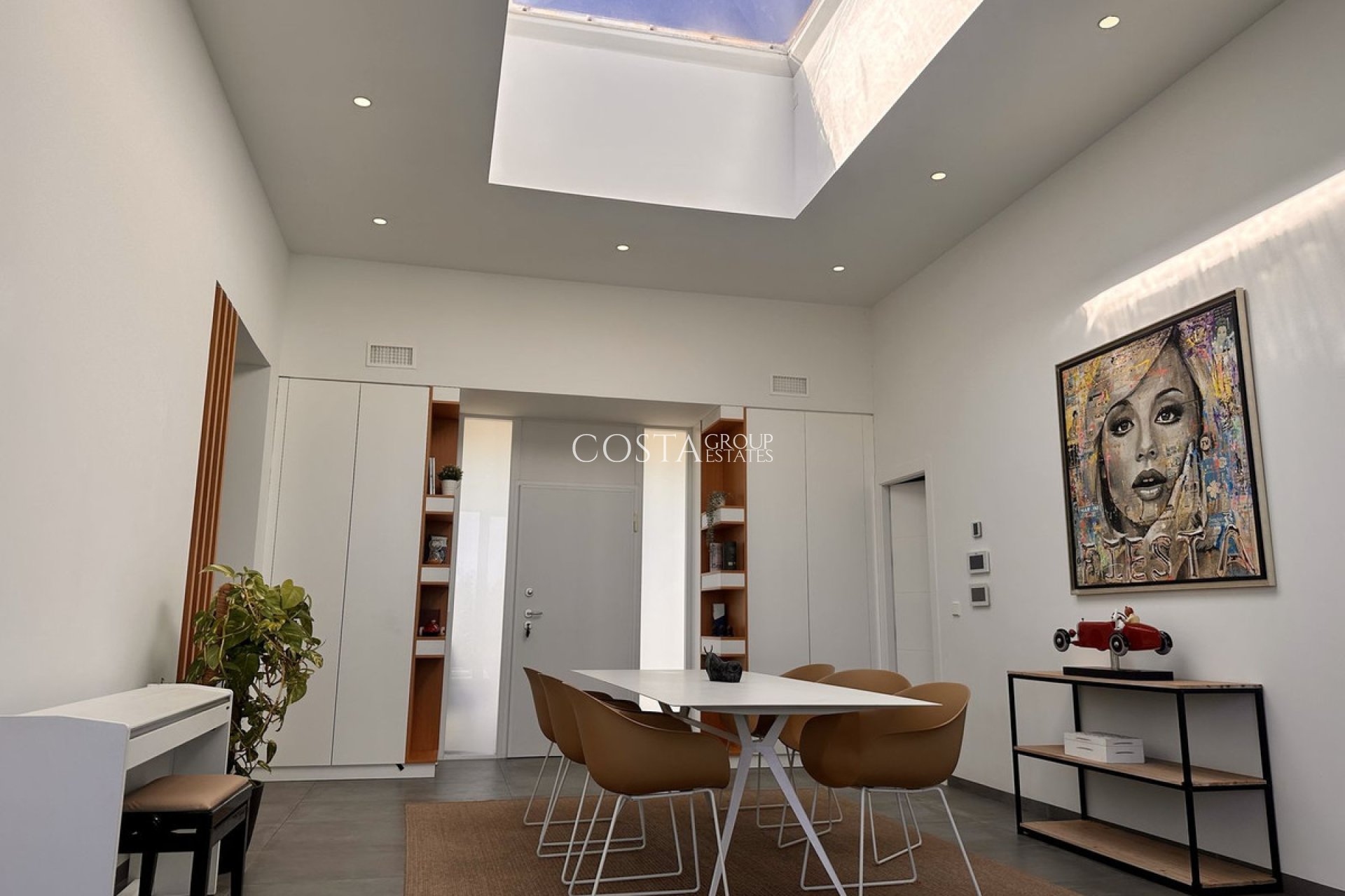 Resale - Villa -
Orihuela Costa - Las Colinas Golf