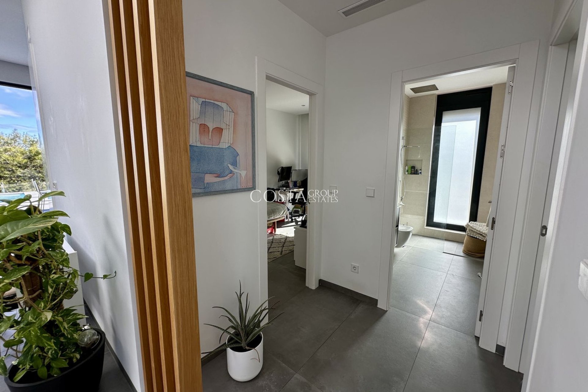 Resale - Villa -
Orihuela Costa - Las Colinas Golf