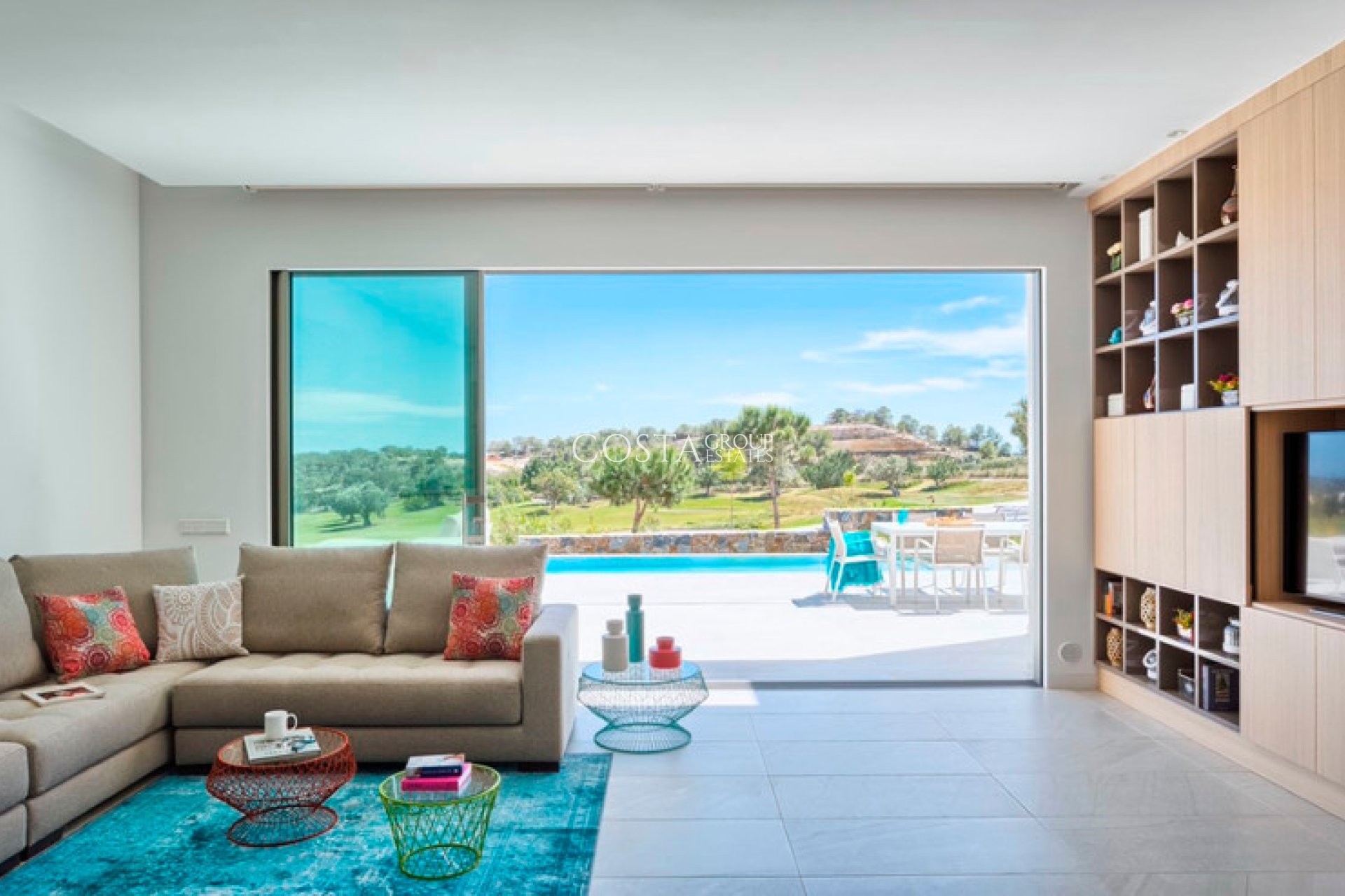 Resale - Villa -
Orihuela Costa - Las Colinas Golf