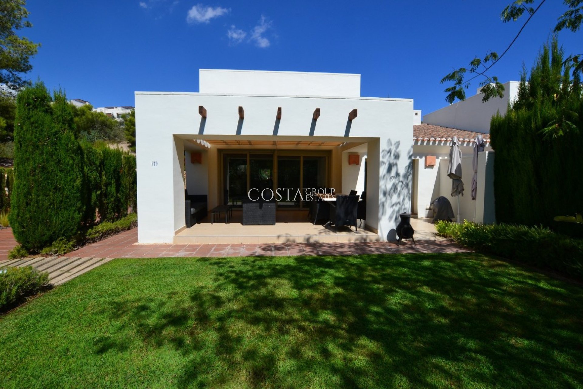 Resale - Villa -
Orihuela Costa - Las Colinas Golf