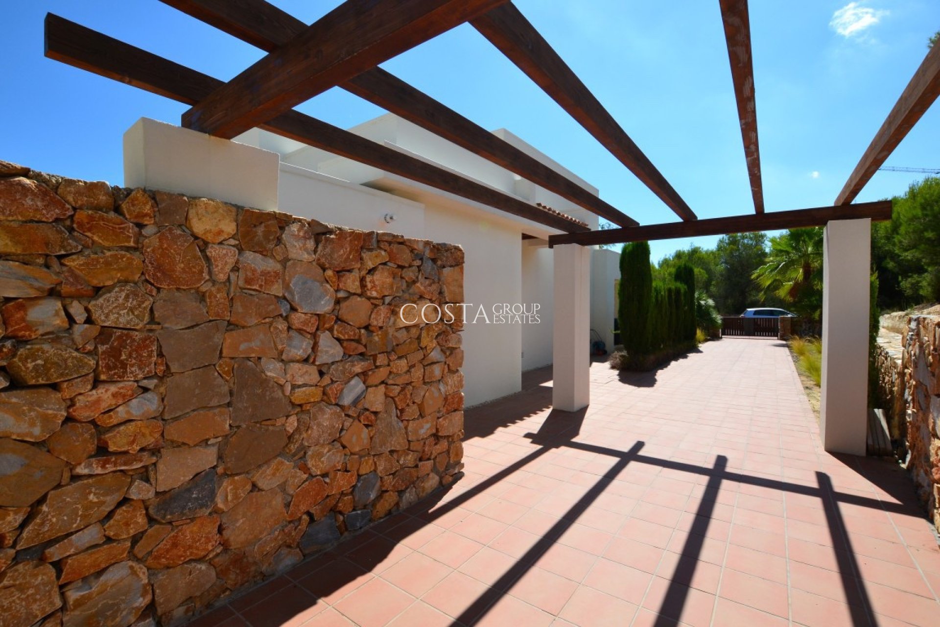 Resale - Villa -
Orihuela Costa - Las Colinas Golf