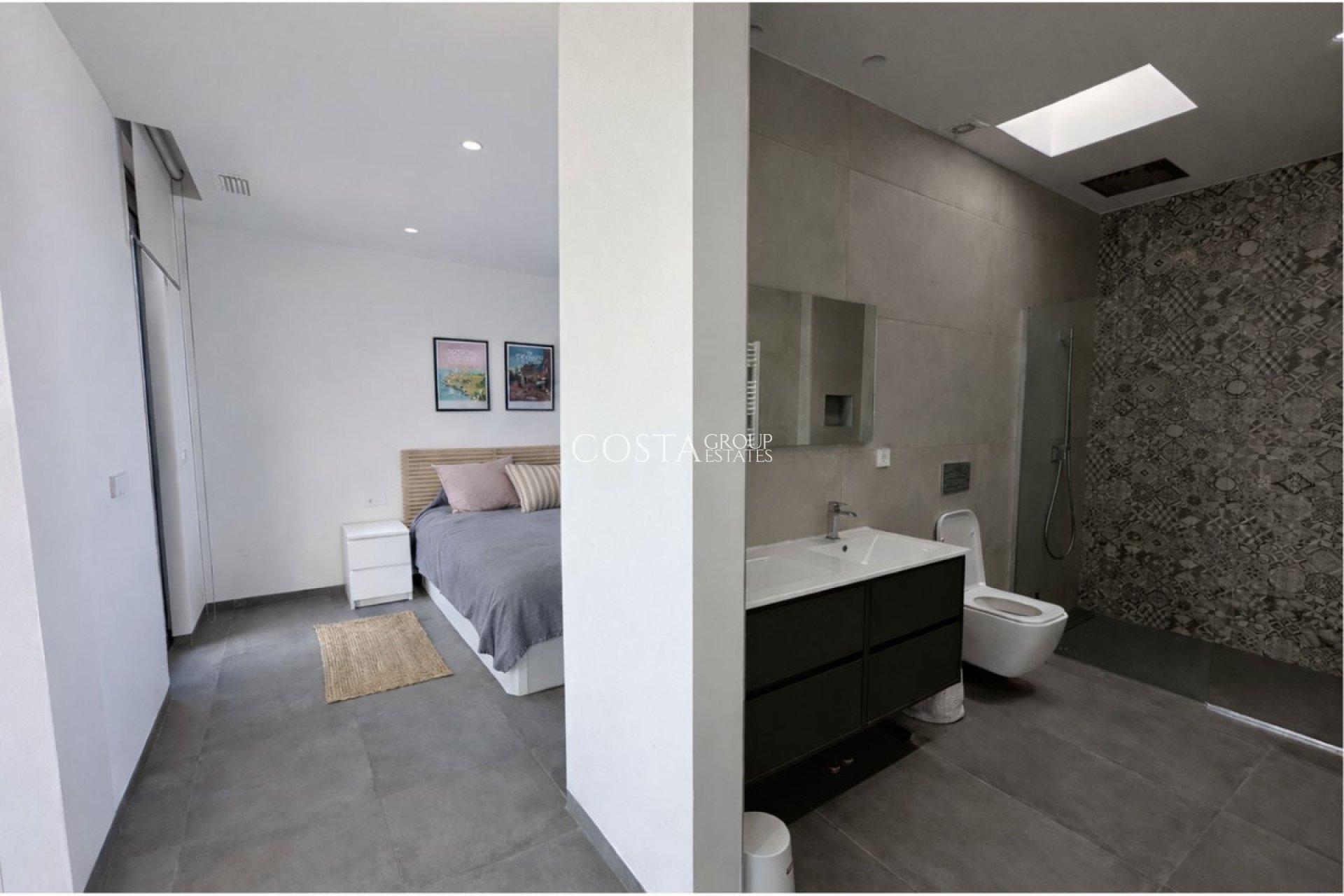 Resale - Villa -
Orihuela Costa - Las Colinas Golf