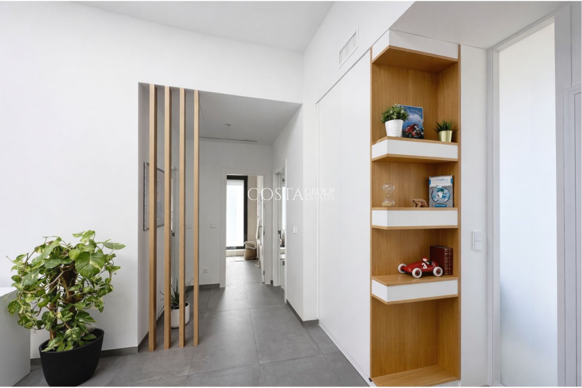 Resale - Villa -
Orihuela Costa - Las Colinas Golf