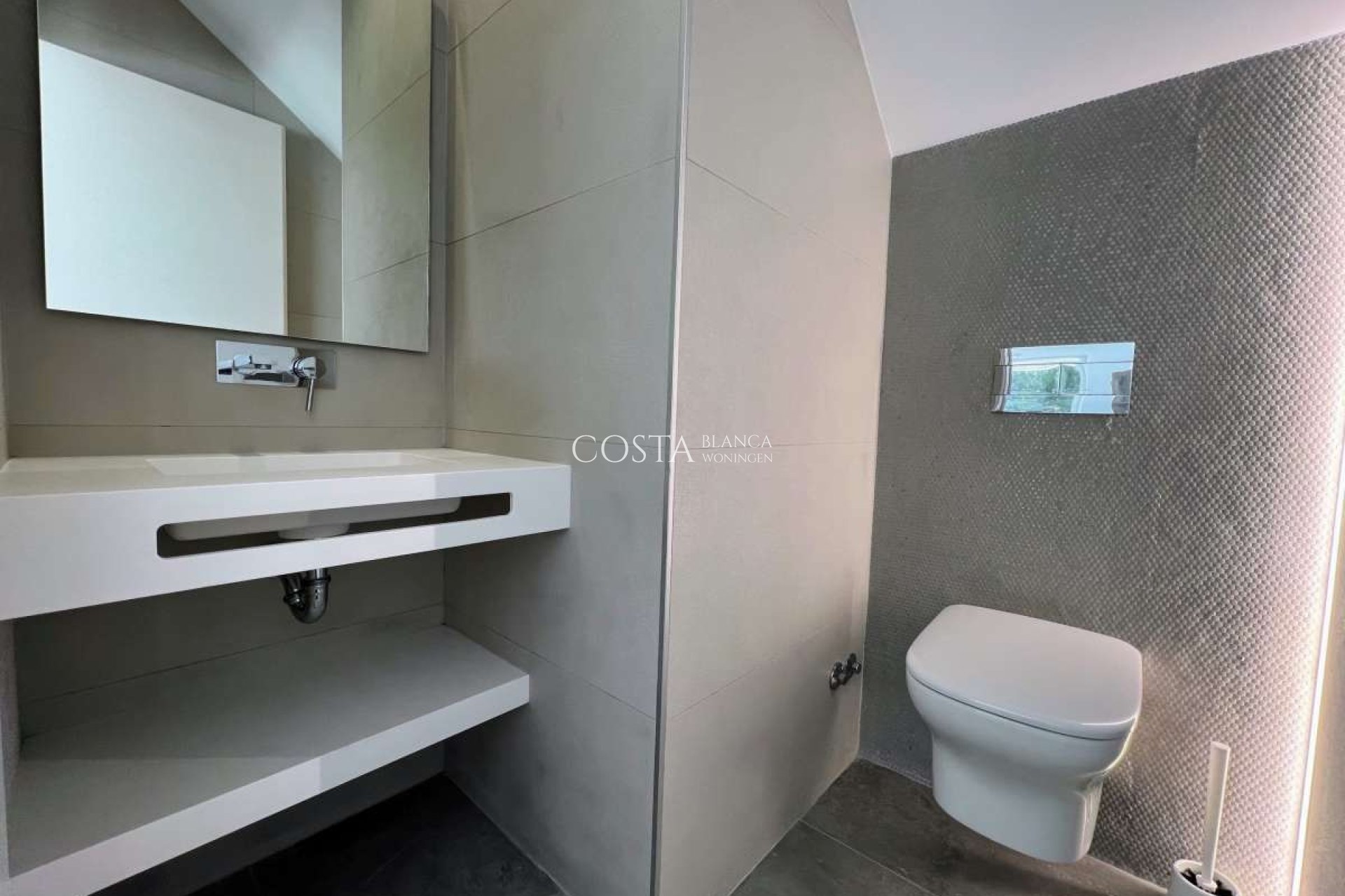 Resale - Villa -
Orihuela Costa - Las Colinas Golf