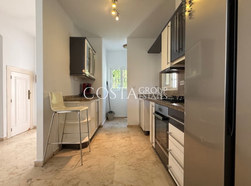 Resale - Villa -
Orihuela Costa - Las Ramblas Golf