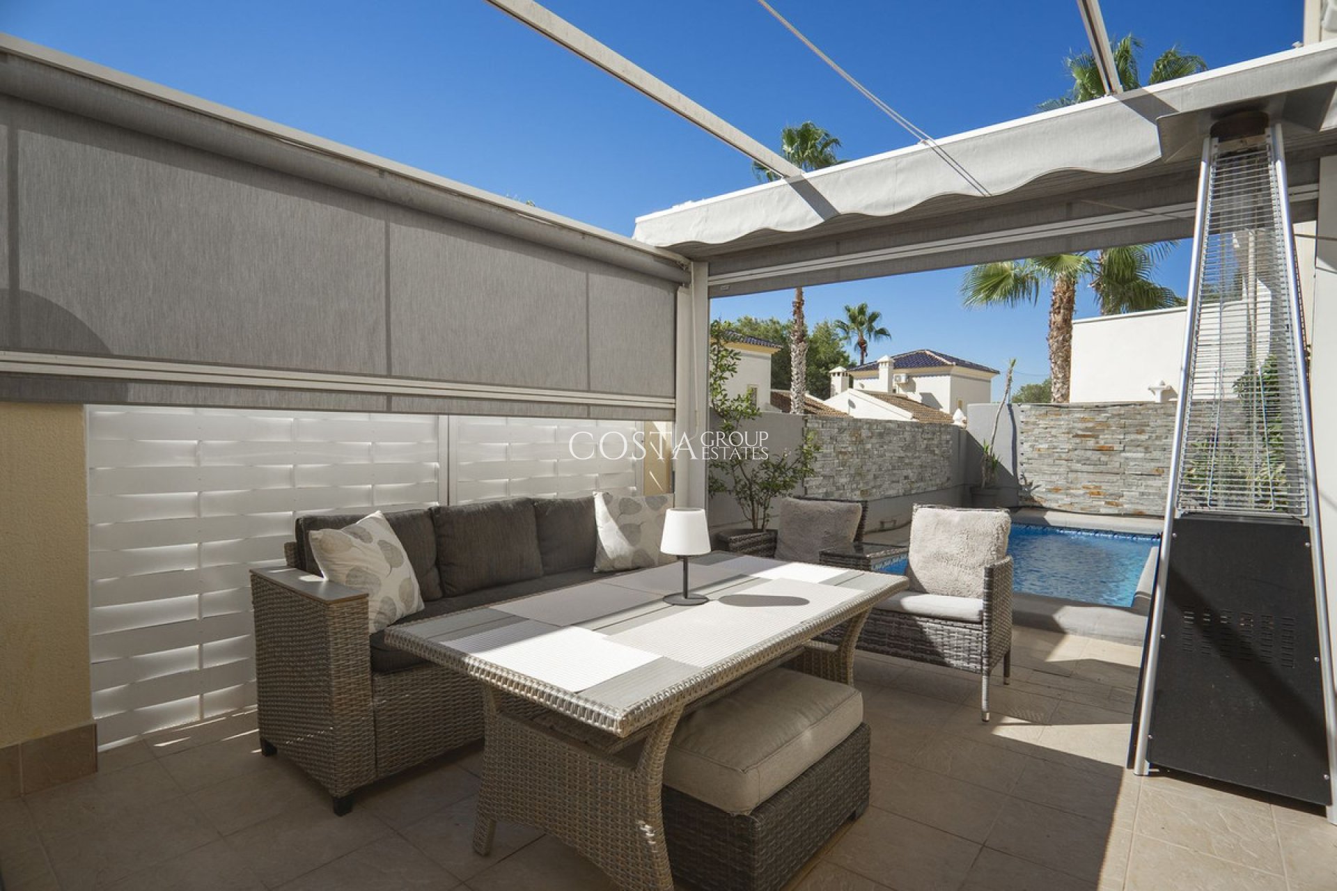 Resale - Villa -
Orihuela Costa - Las Ramblas Golf