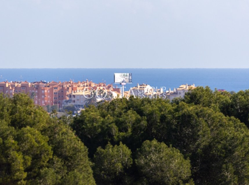 Resale - Villa -
Orihuela Costa - Las Ramblas Golf