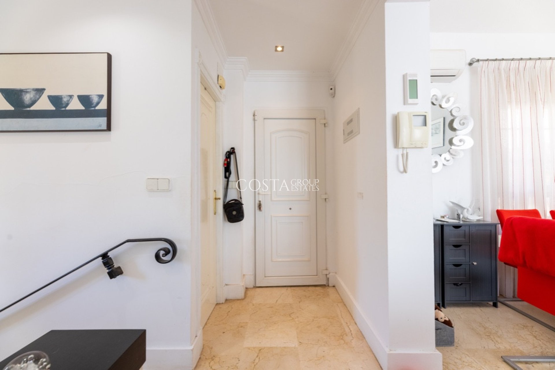 Resale - Villa -
Orihuela Costa - Las Ramblas Golf