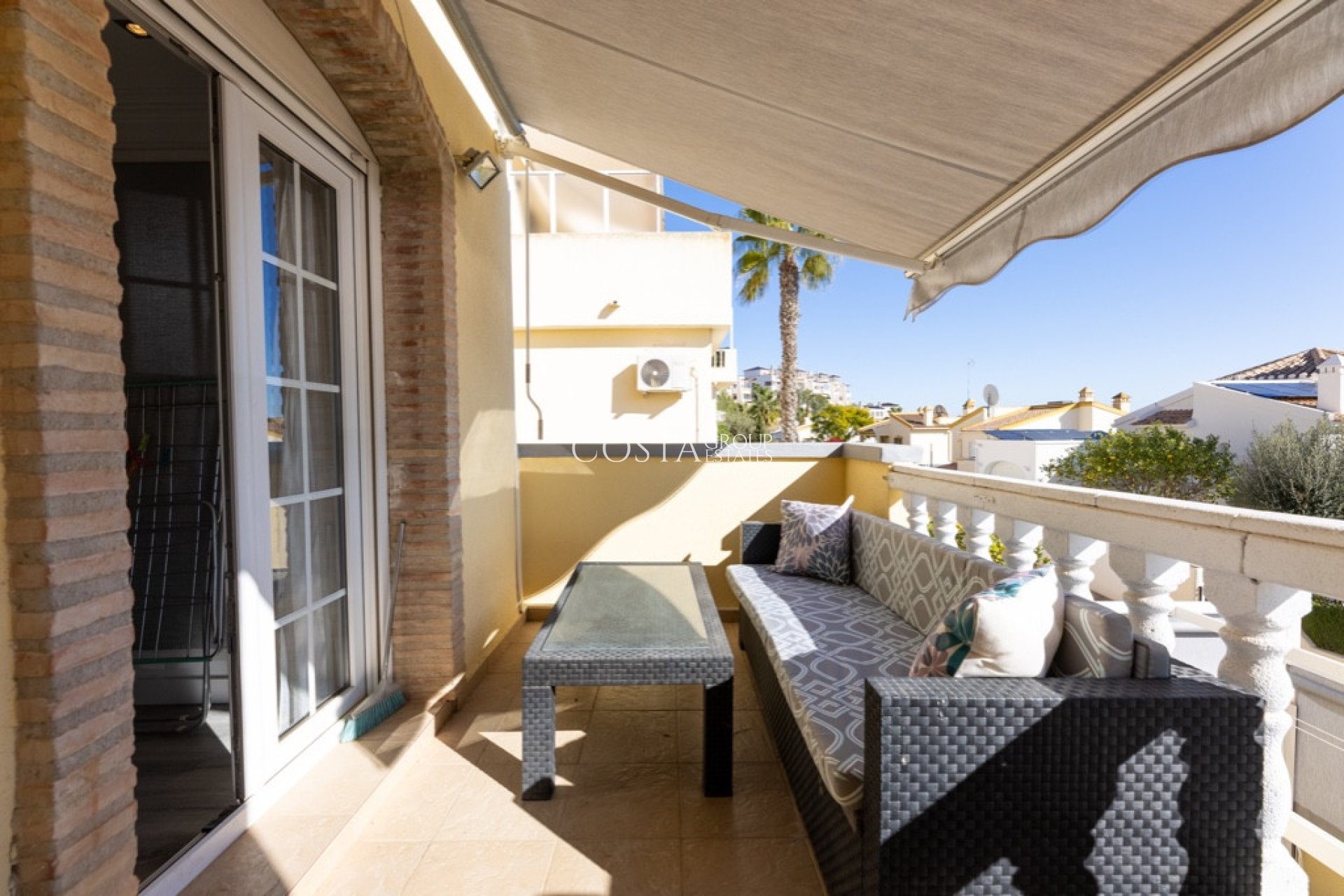 Resale - Villa -
Orihuela Costa - Las Ramblas Golf