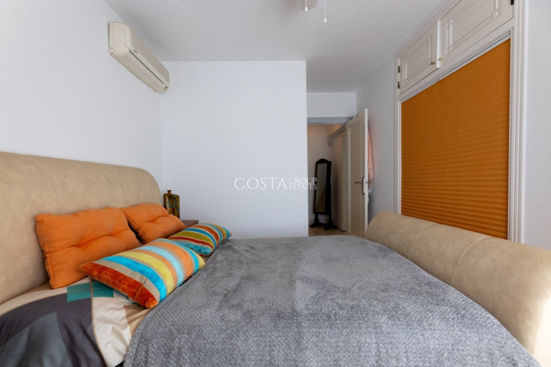 Resale - Villa -
Orihuela Costa - Las Ramblas Golf