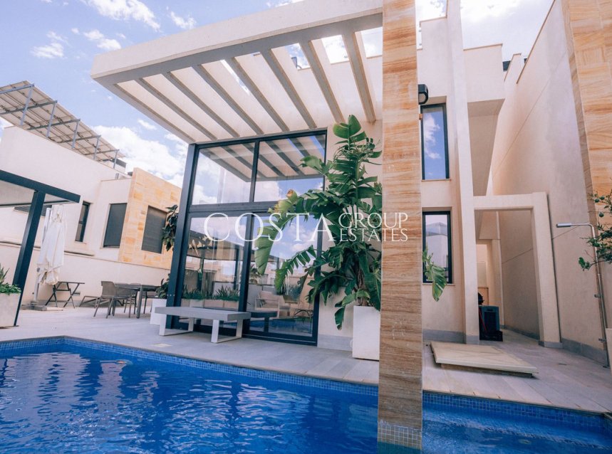 Resale - Villa -
Orihuela Costa - Lomas de Cabo Roig