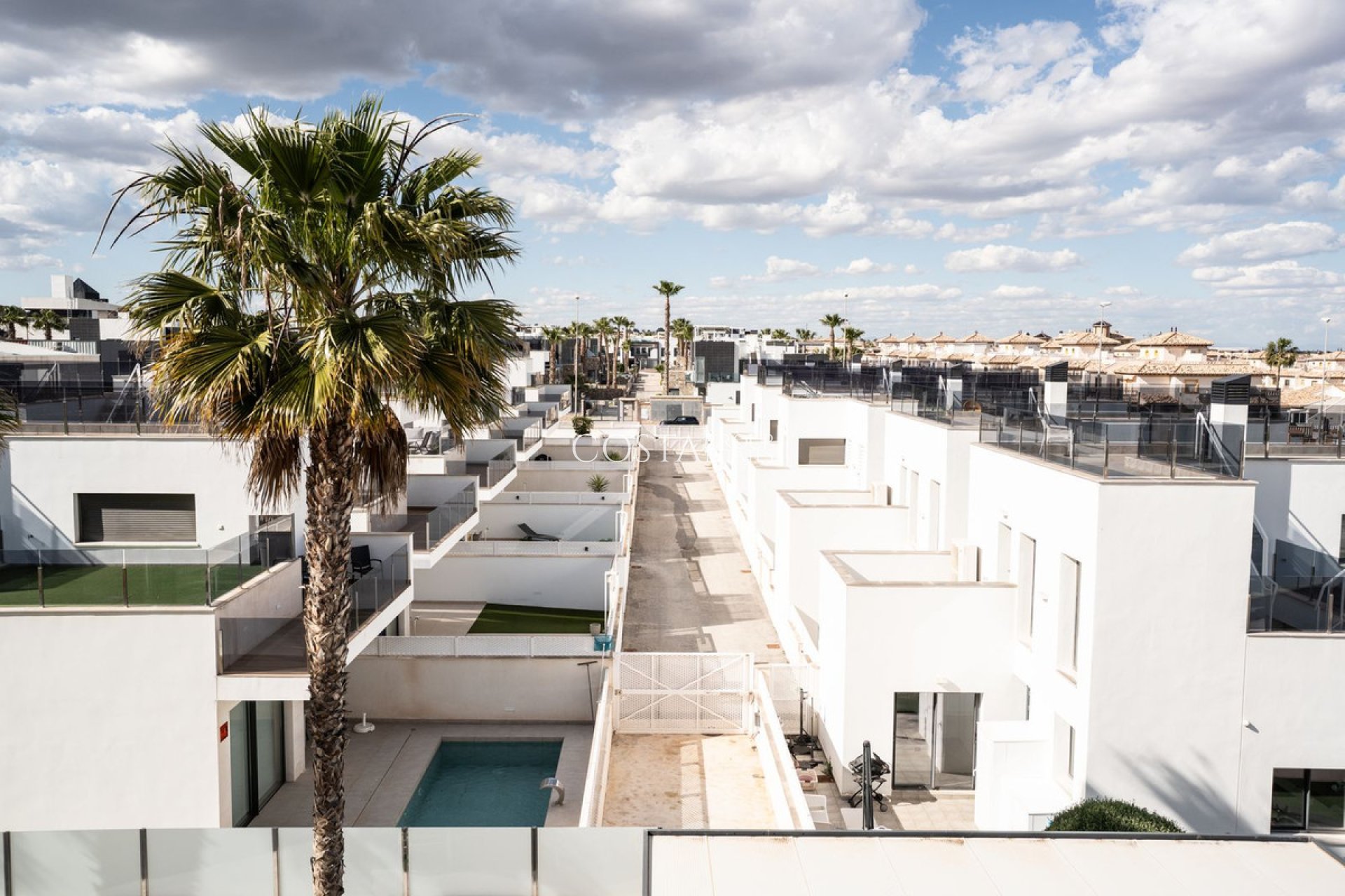 Resale - Villa -
Orihuela Costa - Lomas de Cabo Roig