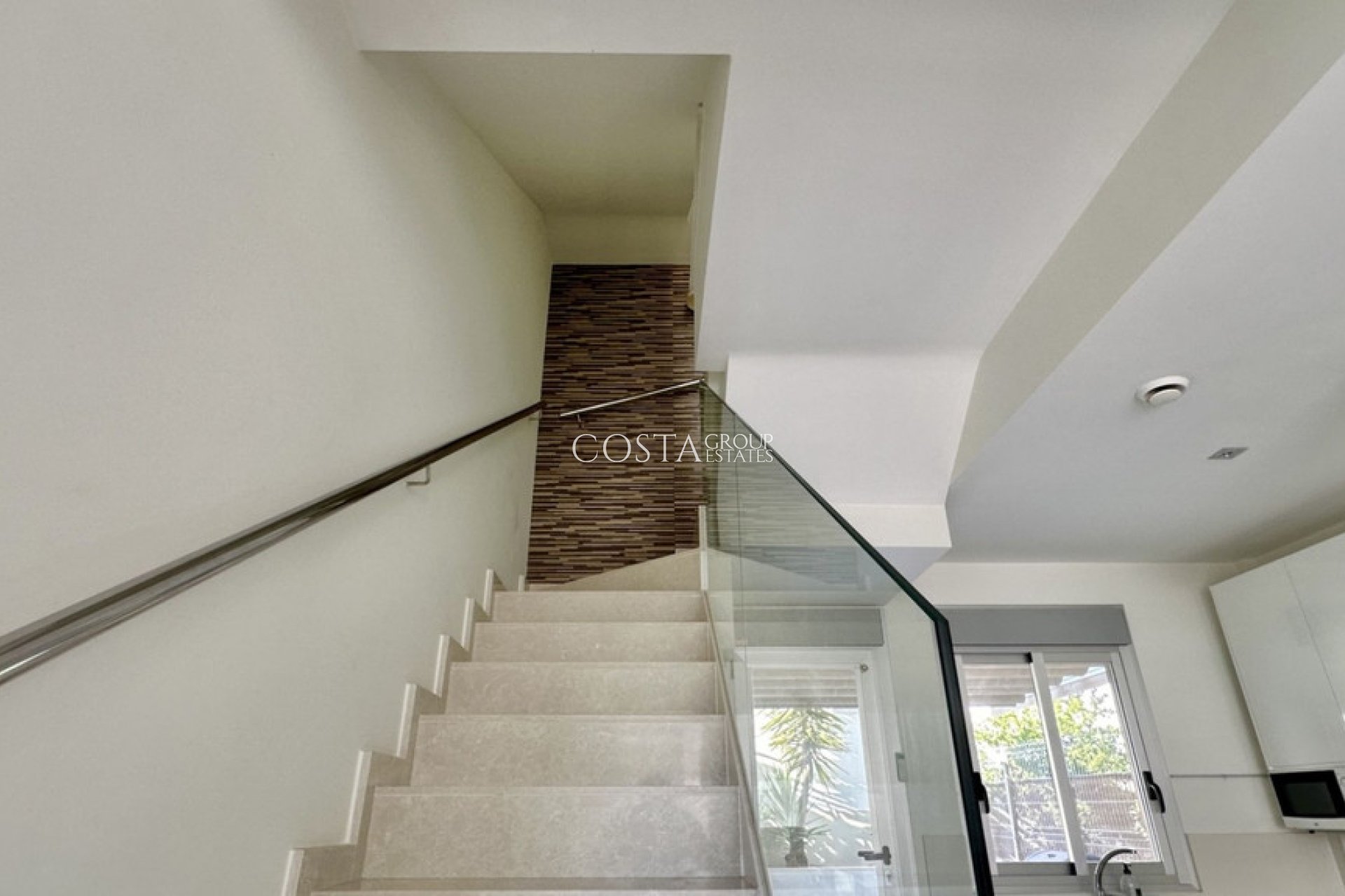 Resale - Villa -
Orihuela Costa - Lomas de Cabo Roig