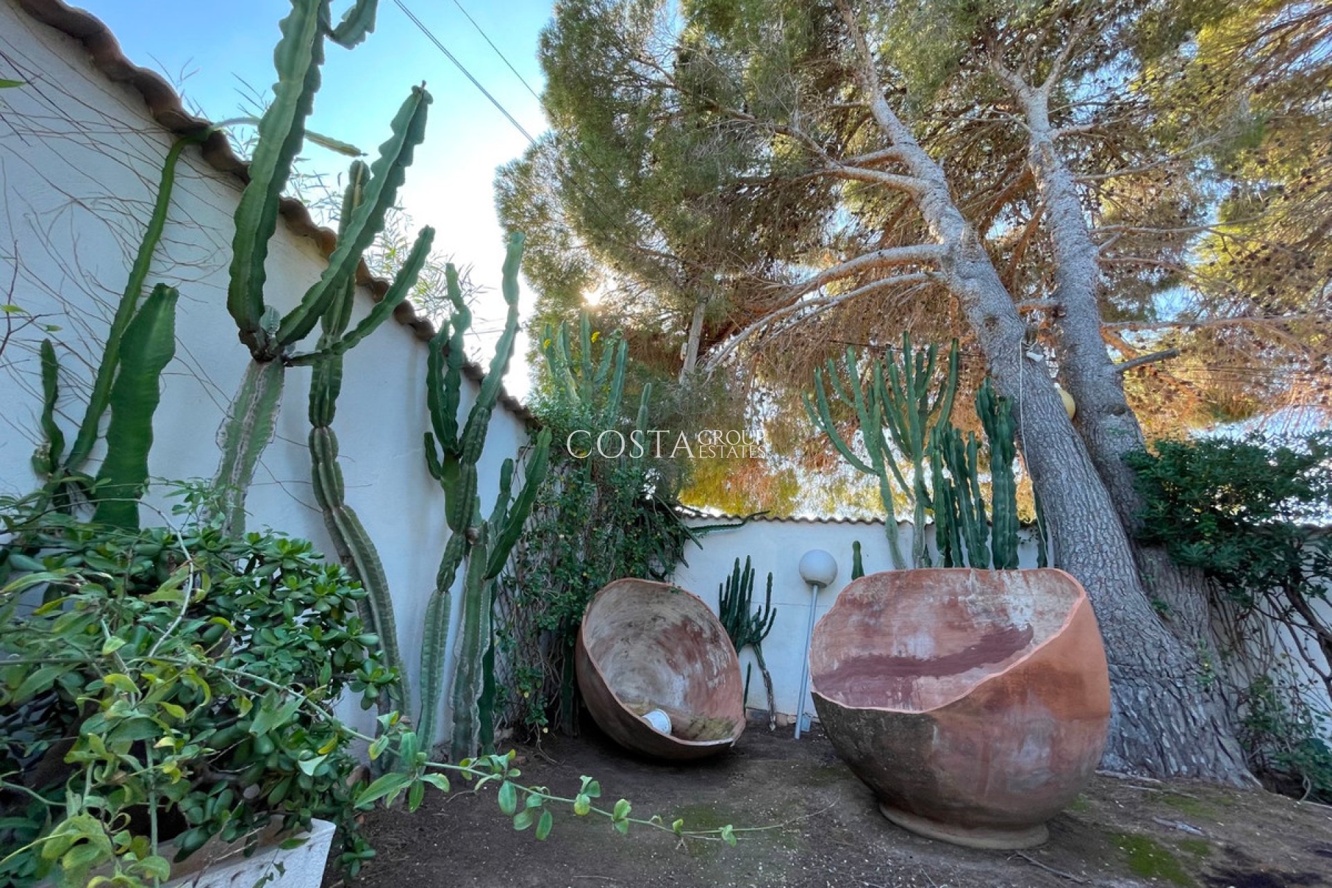 Resale - Villa -
Orihuela Costa - Lomas de Cabo Roig