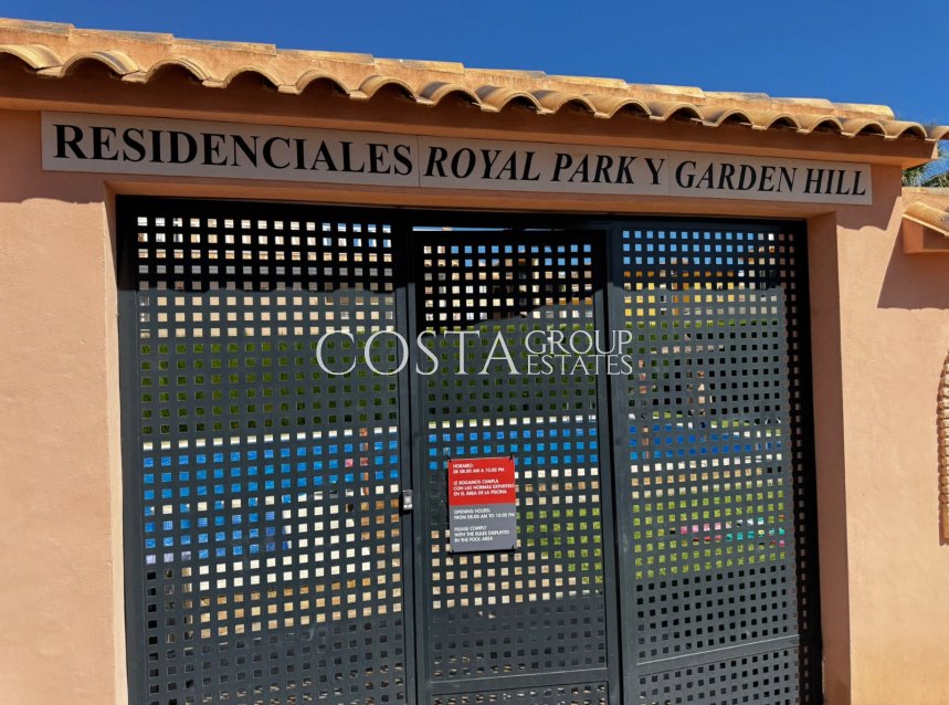 Resale - Villa -
Orihuela Costa - Los Altos