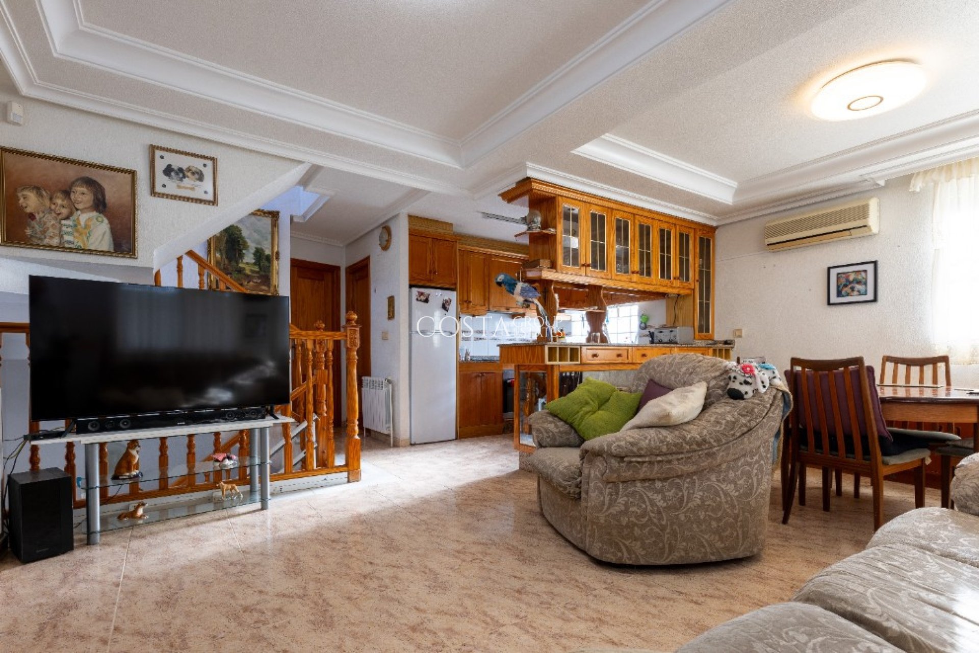 Resale - Villa -
Orihuela Costa - Los Altos