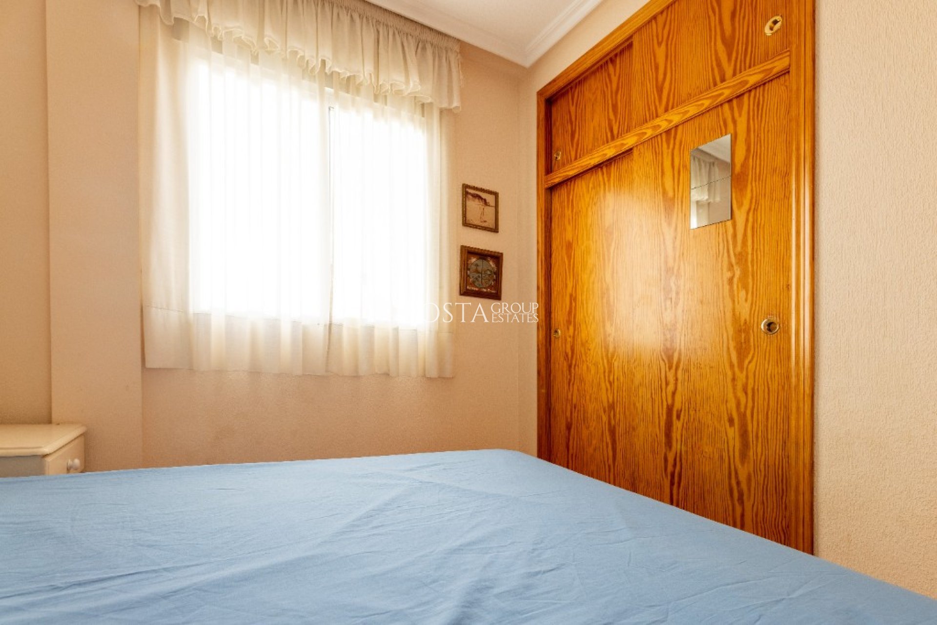 Resale - Villa -
Orihuela Costa - Los Altos