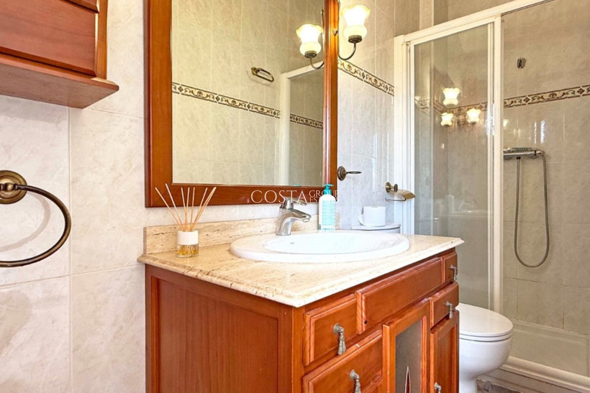 Resale - Villa -
Orihuela Costa - Los Altos