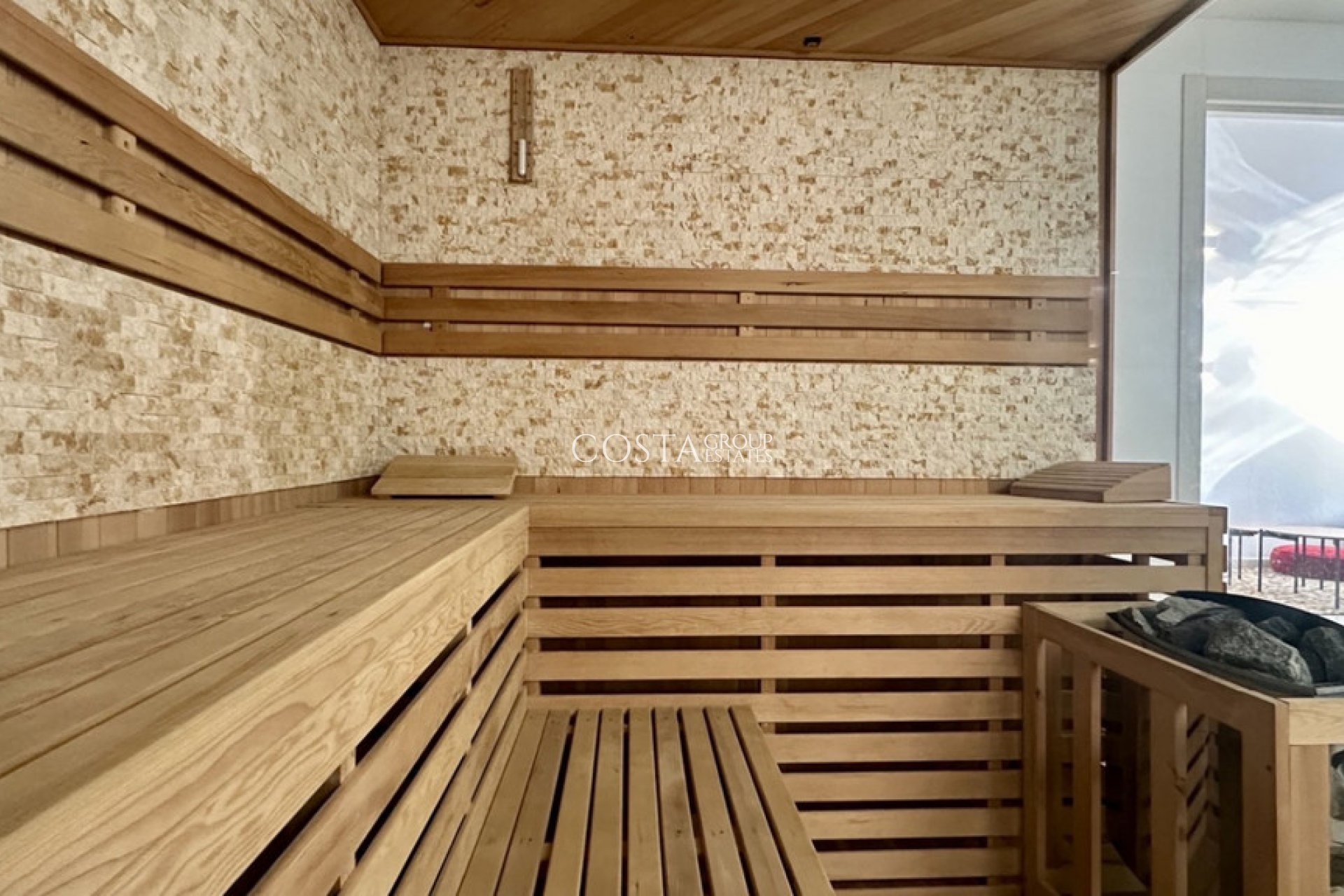 Resale - Villa -
Orihuela Costa - Los Altos