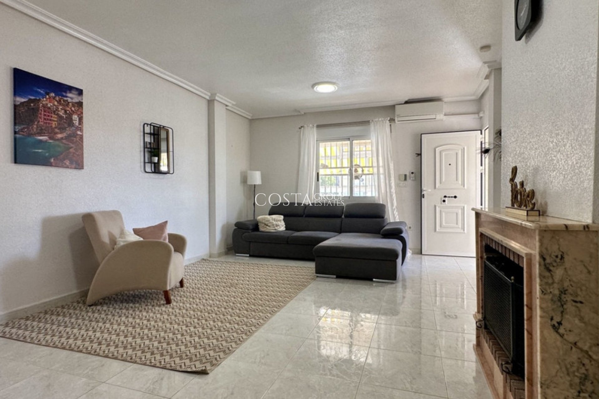 Resale - Villa -
Orihuela Costa - Los Altos