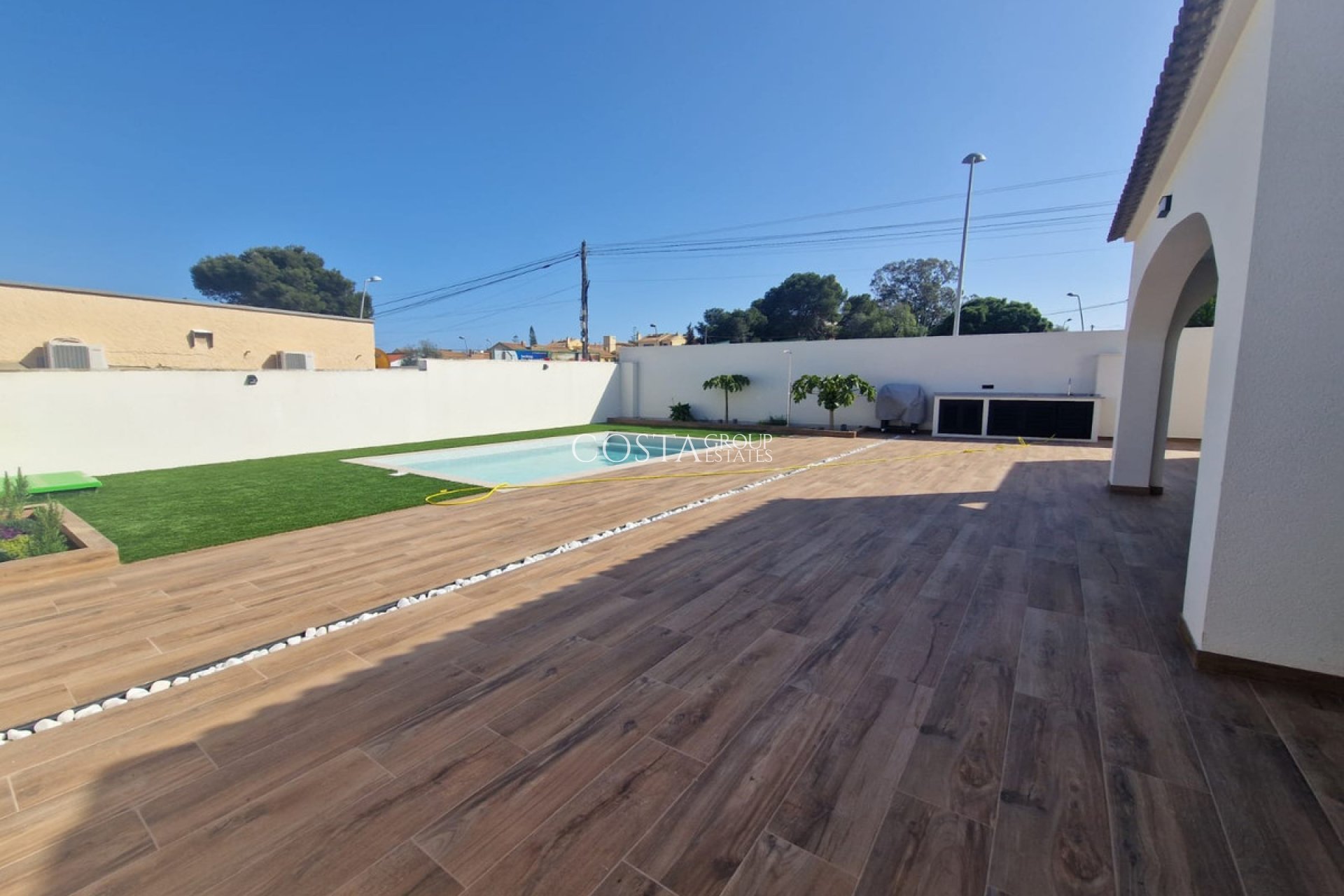 Resale - Villa -
Orihuela Costa - Los Balcones