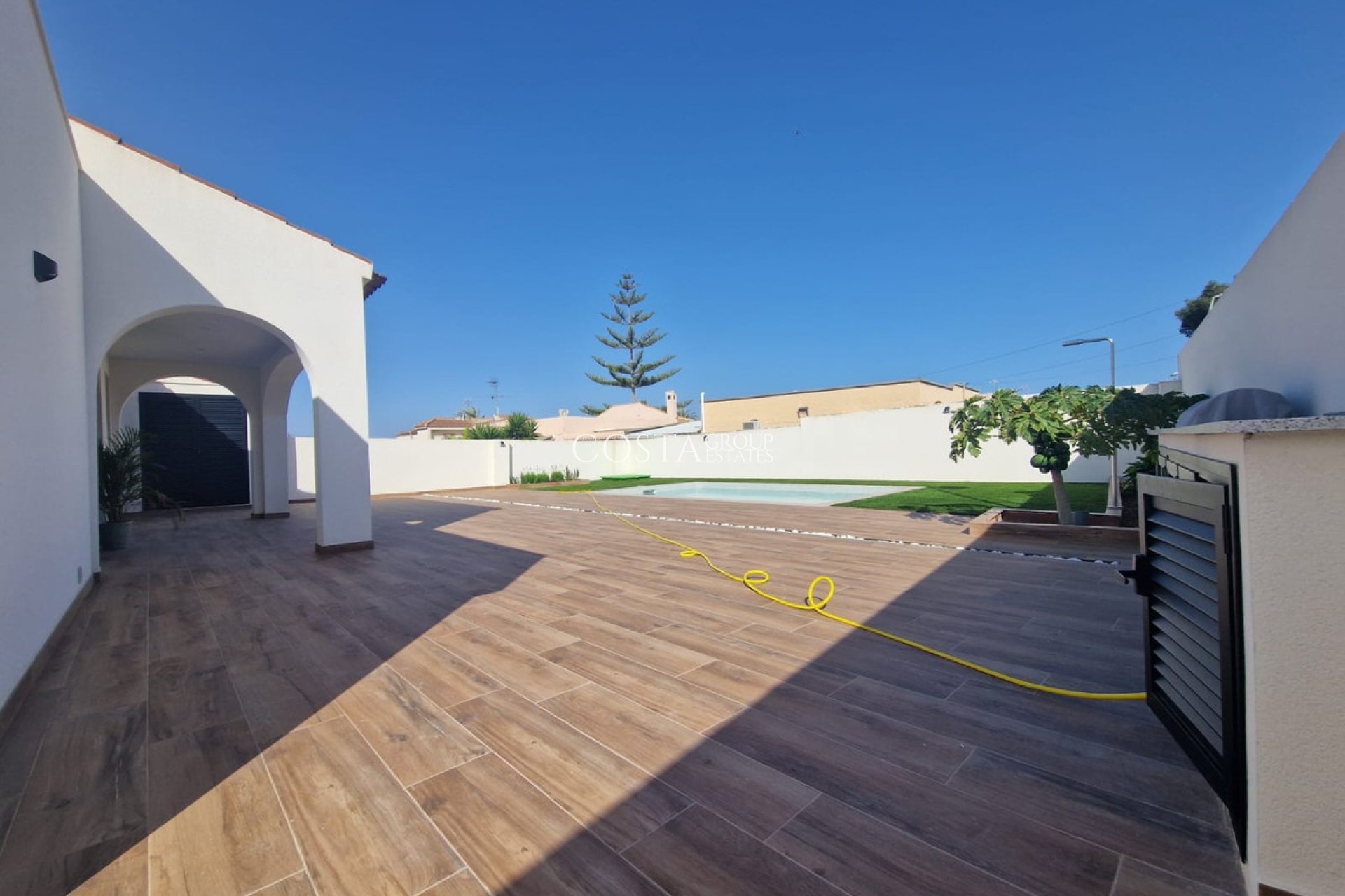 Resale - Villa -
Orihuela Costa - Los Balcones
