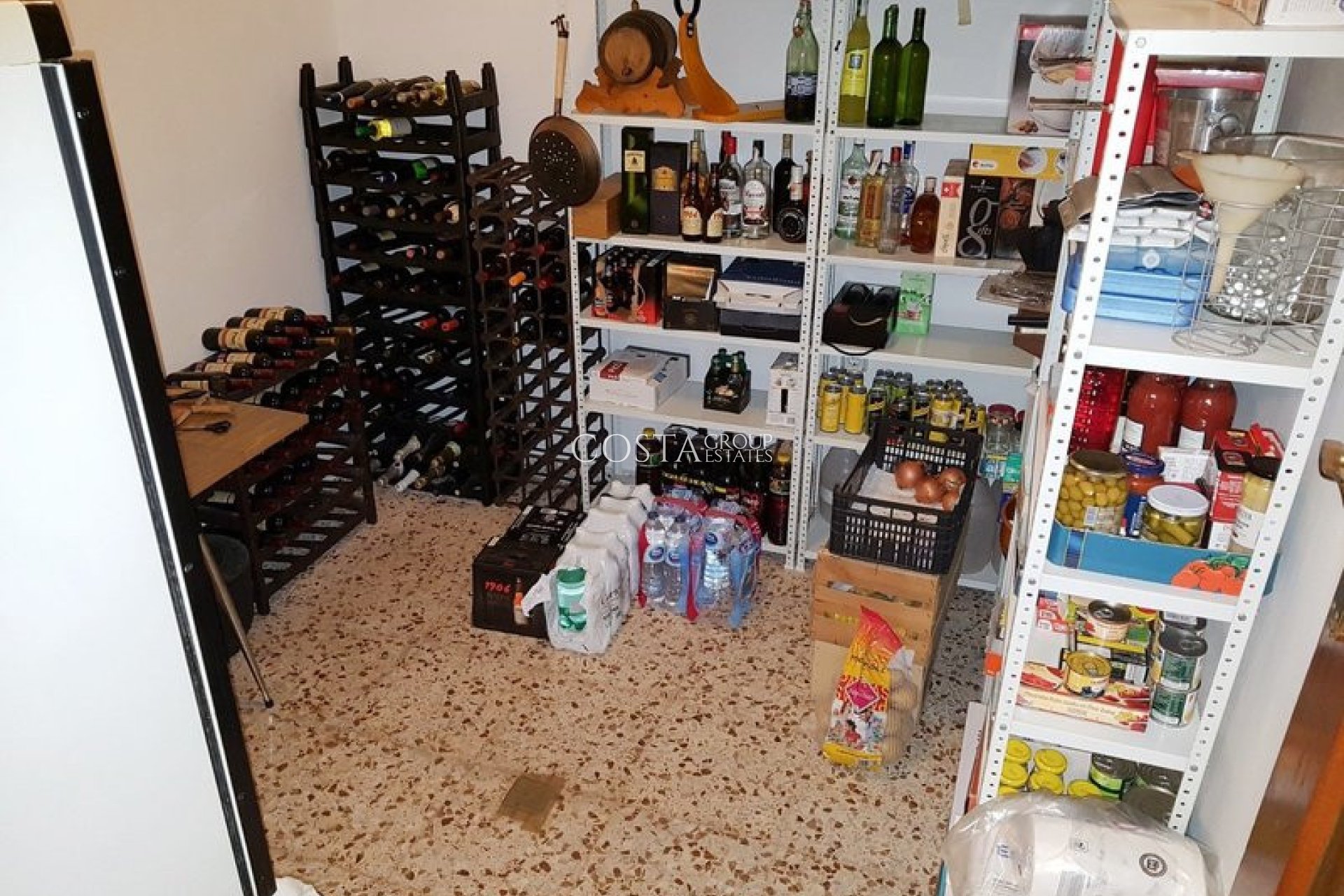 Resale - Villa -
Orihuela Costa - Los Balcones