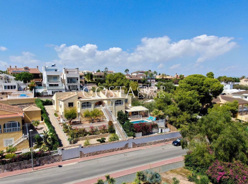 Resale - Villa -
Orihuela Costa - Los Balcones