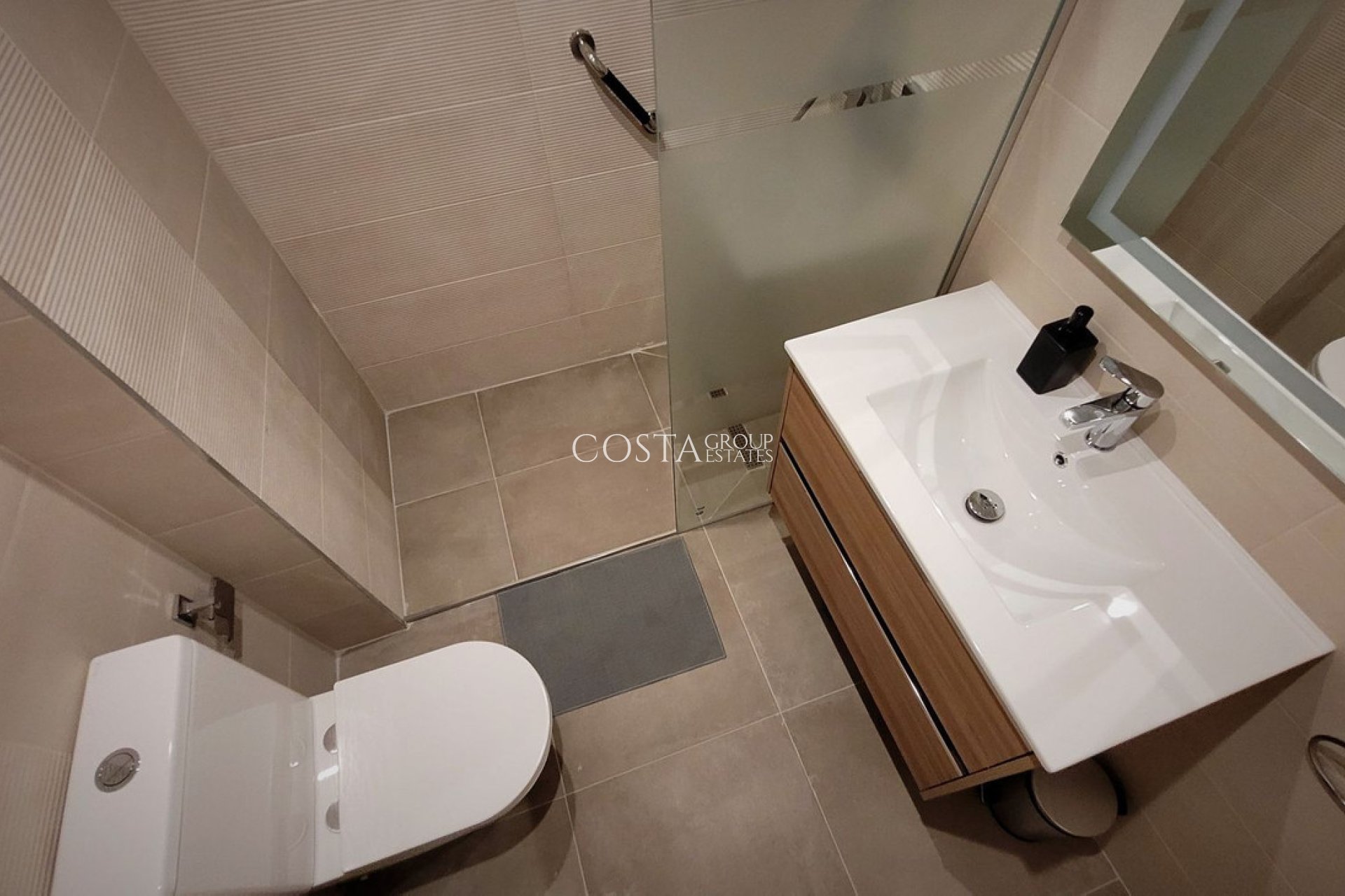 Resale - Villa -
Orihuela Costa - Los Balcones